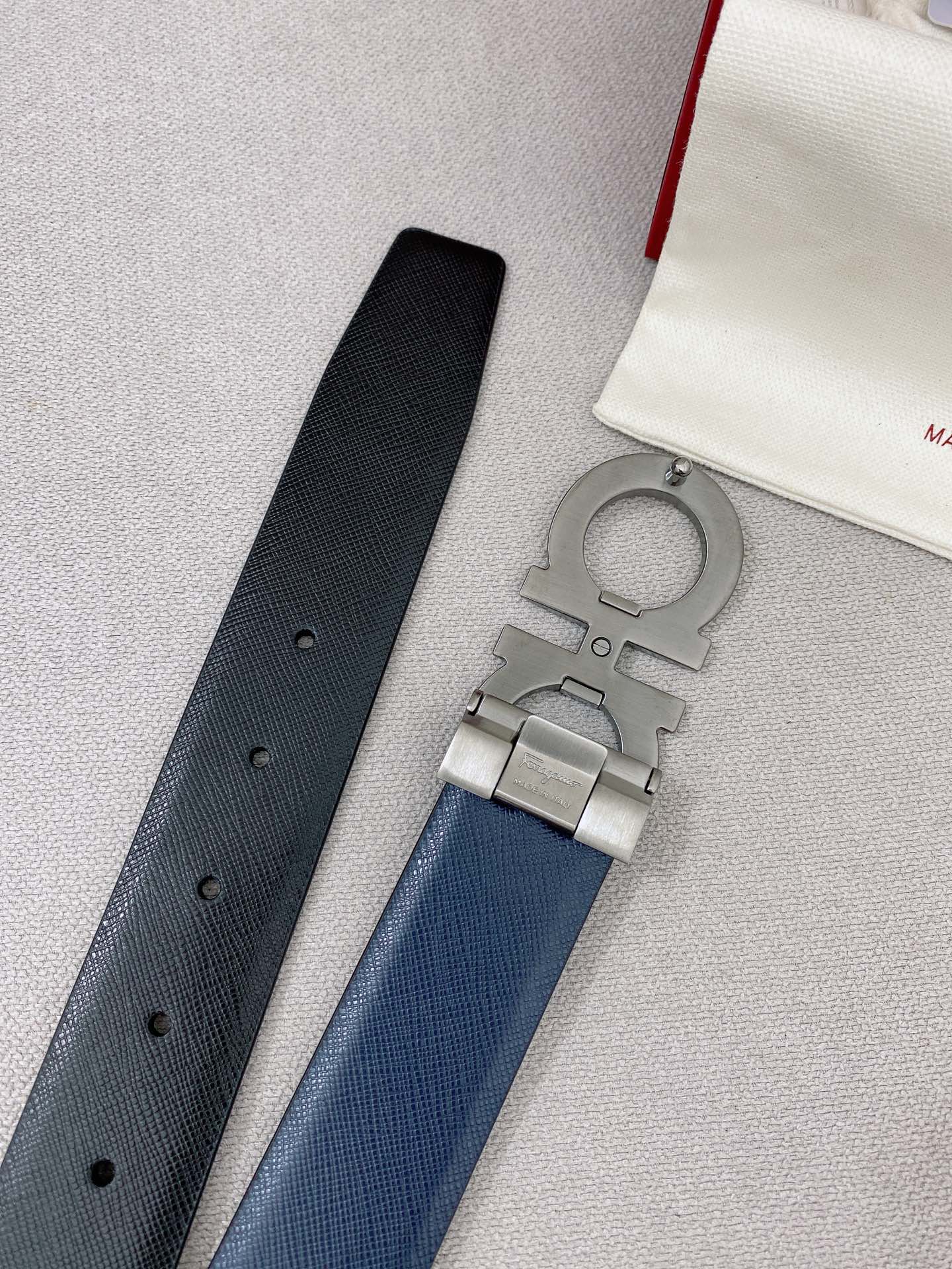 Salvatore Ferragamo Leather Belt Top Grain Leather M