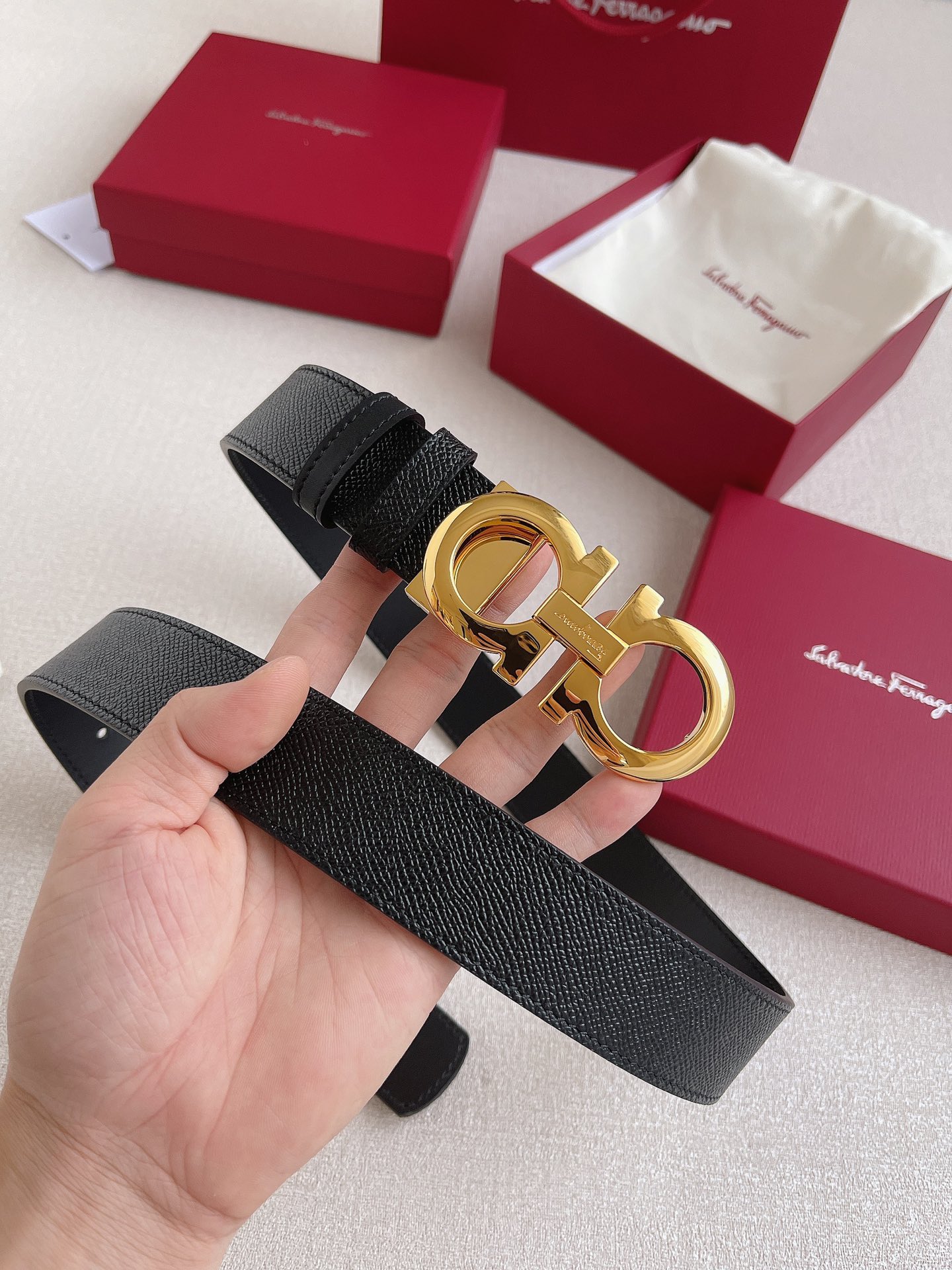 Salvatore Ferragamo Leather Belt Cow Leather Adjustable 35mm