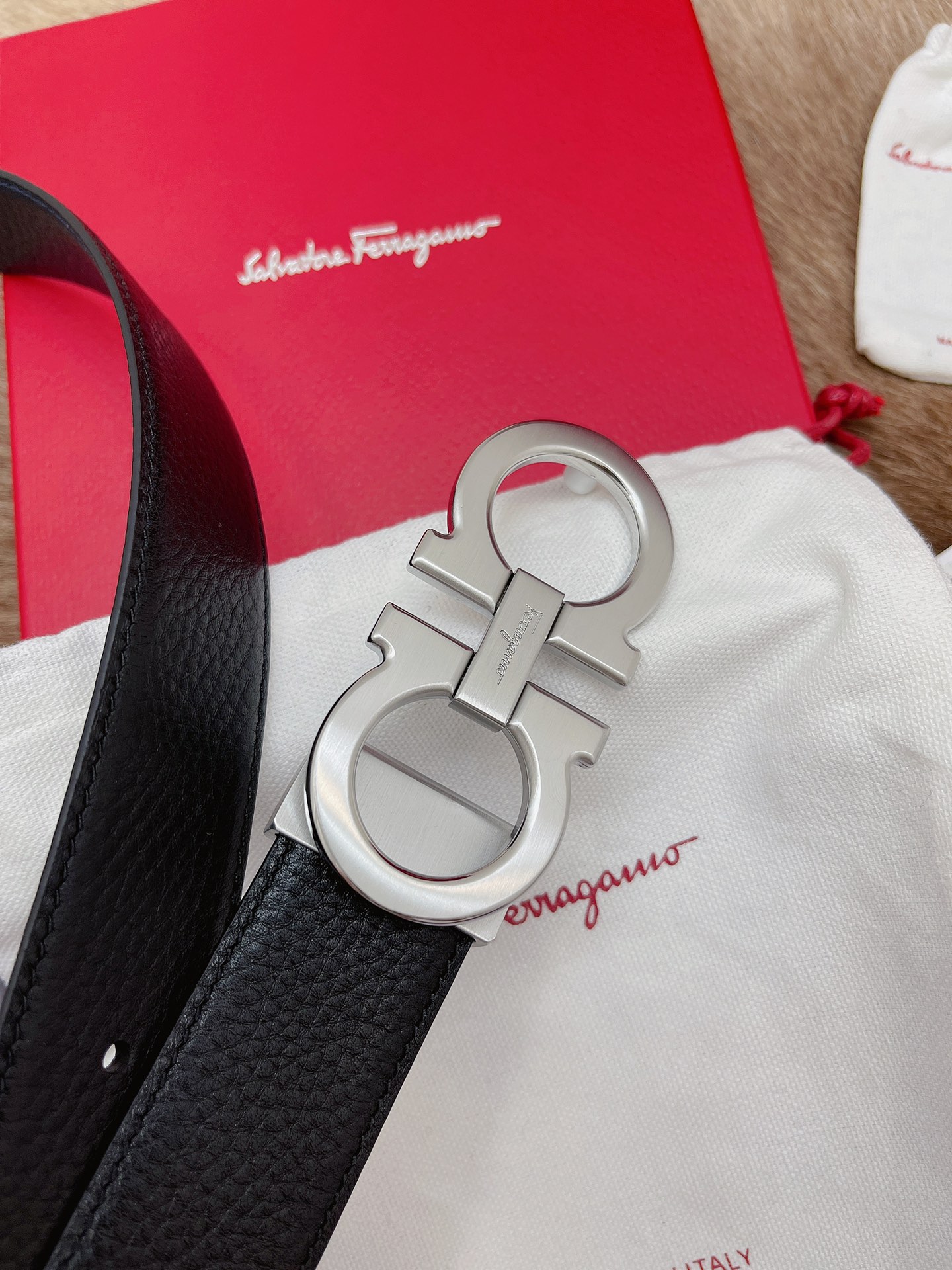 Salvatore Ferragamo Male Leather Belt M