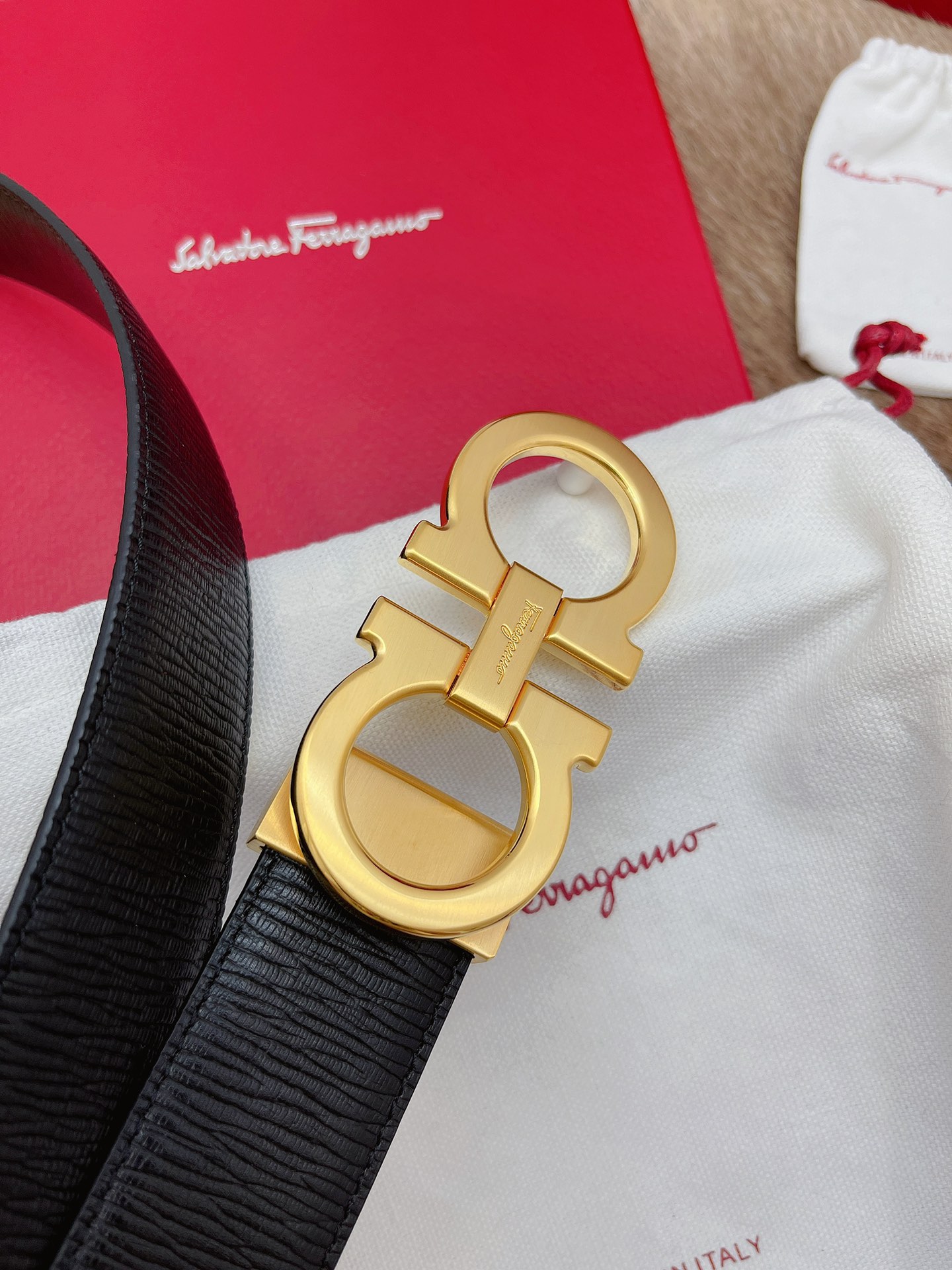 Salvatore Ferragamo Male Leather Belt M