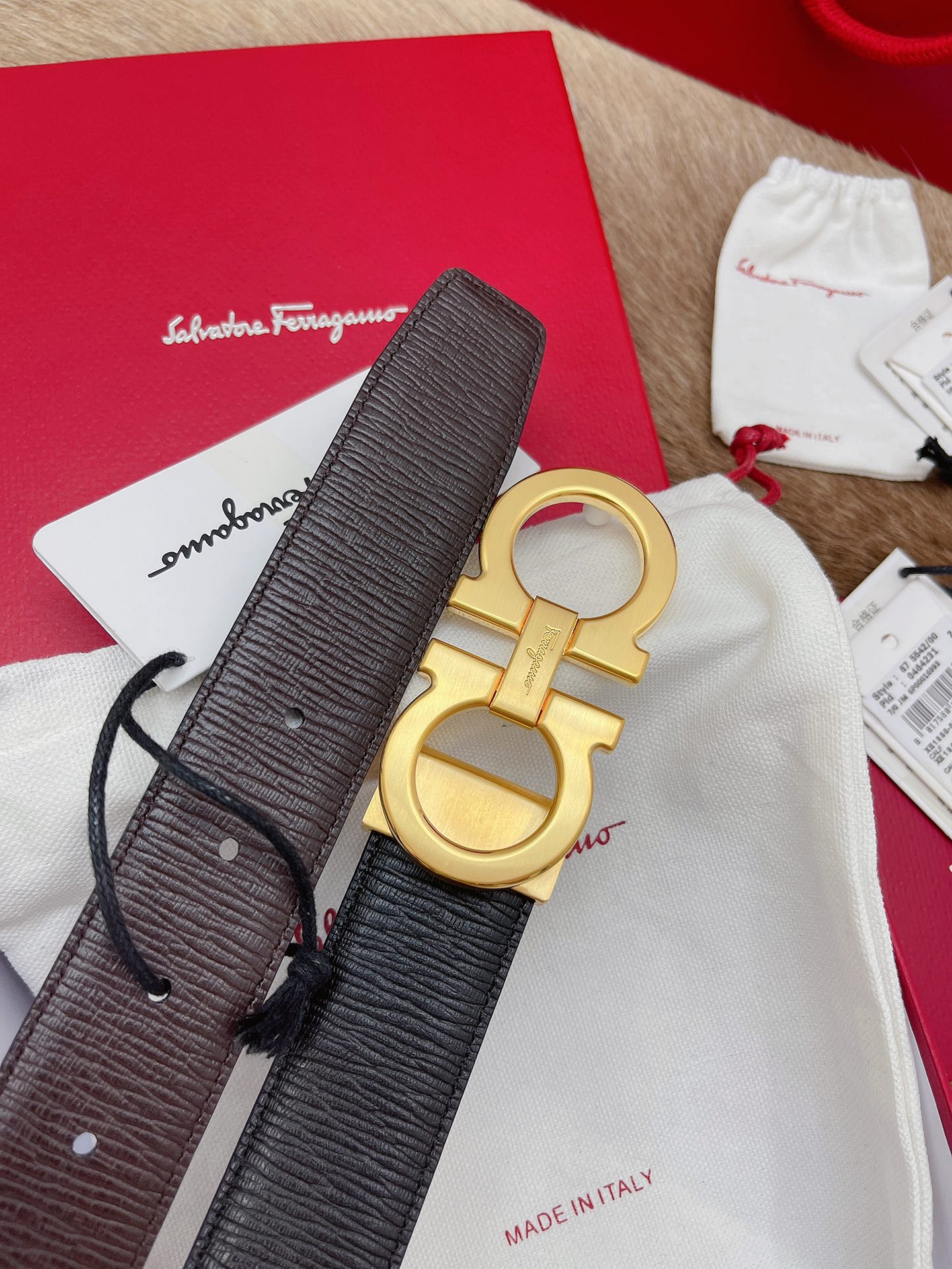 Salvatore Ferragamo Male Leather Belt M