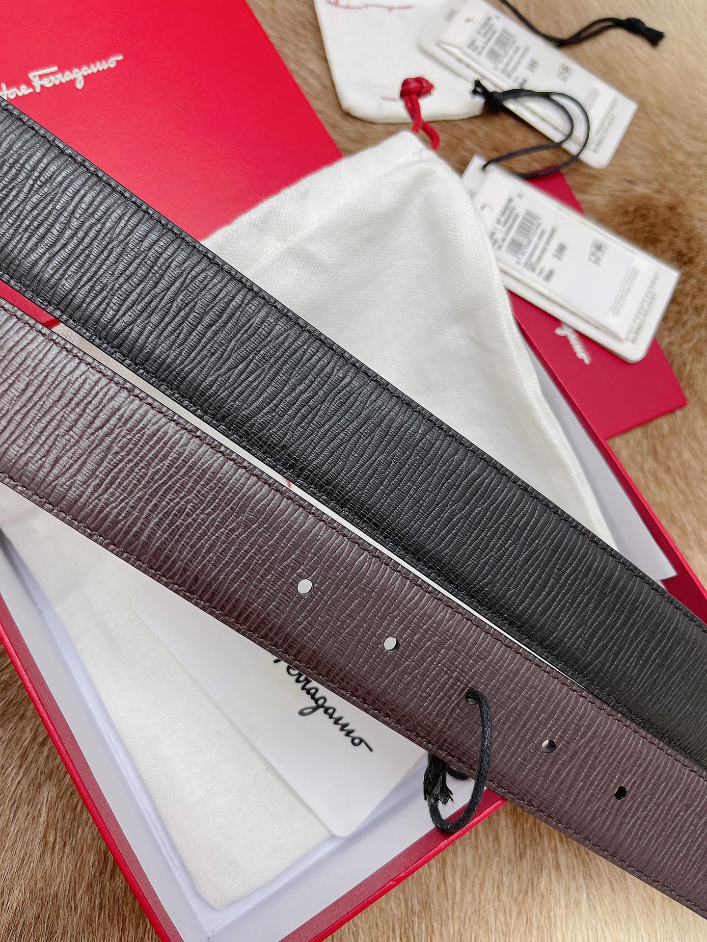 Salvatore Ferragamo Male Leather Belt M