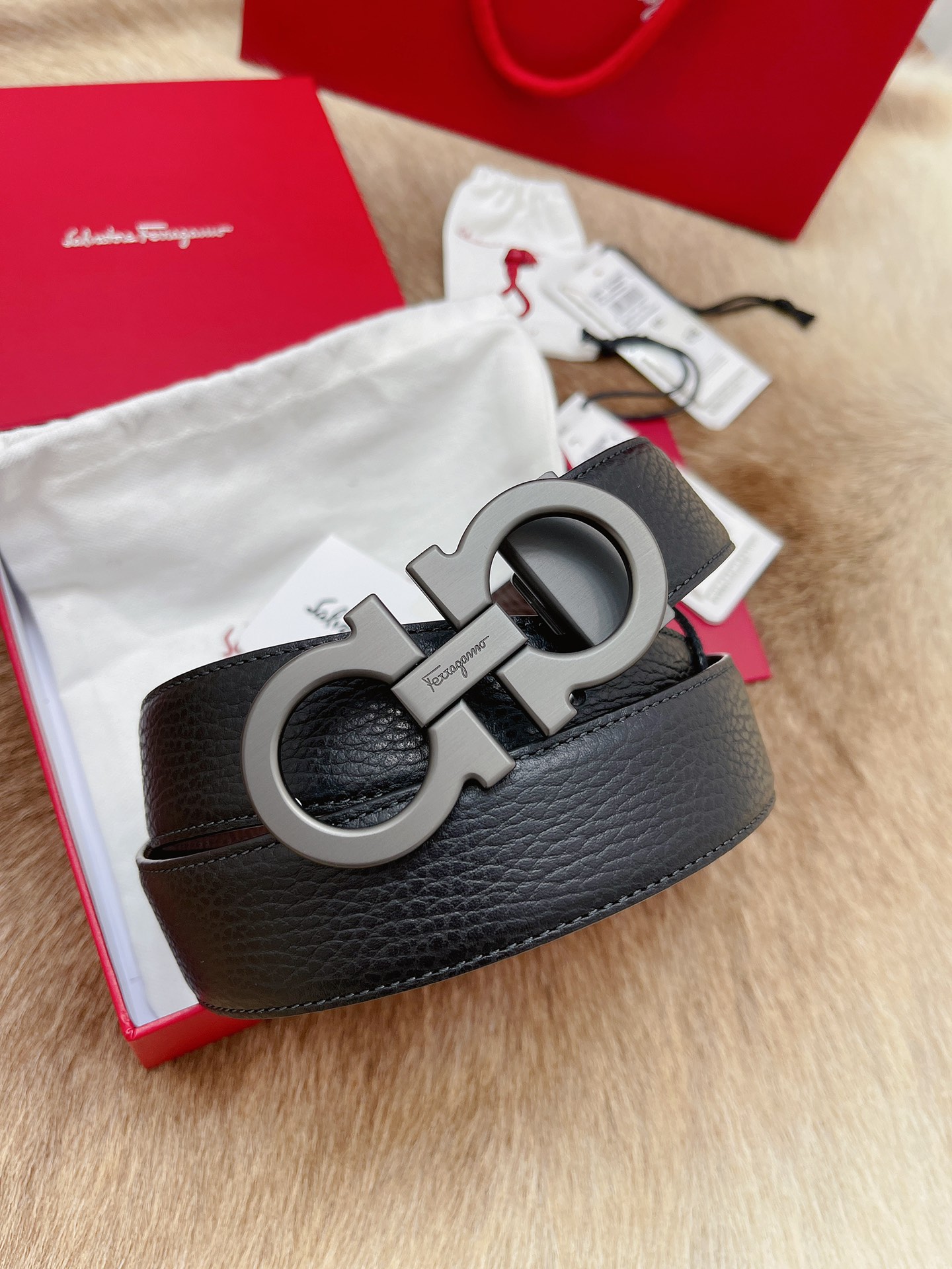 Salvatore Ferragamo Male Leather Belt M