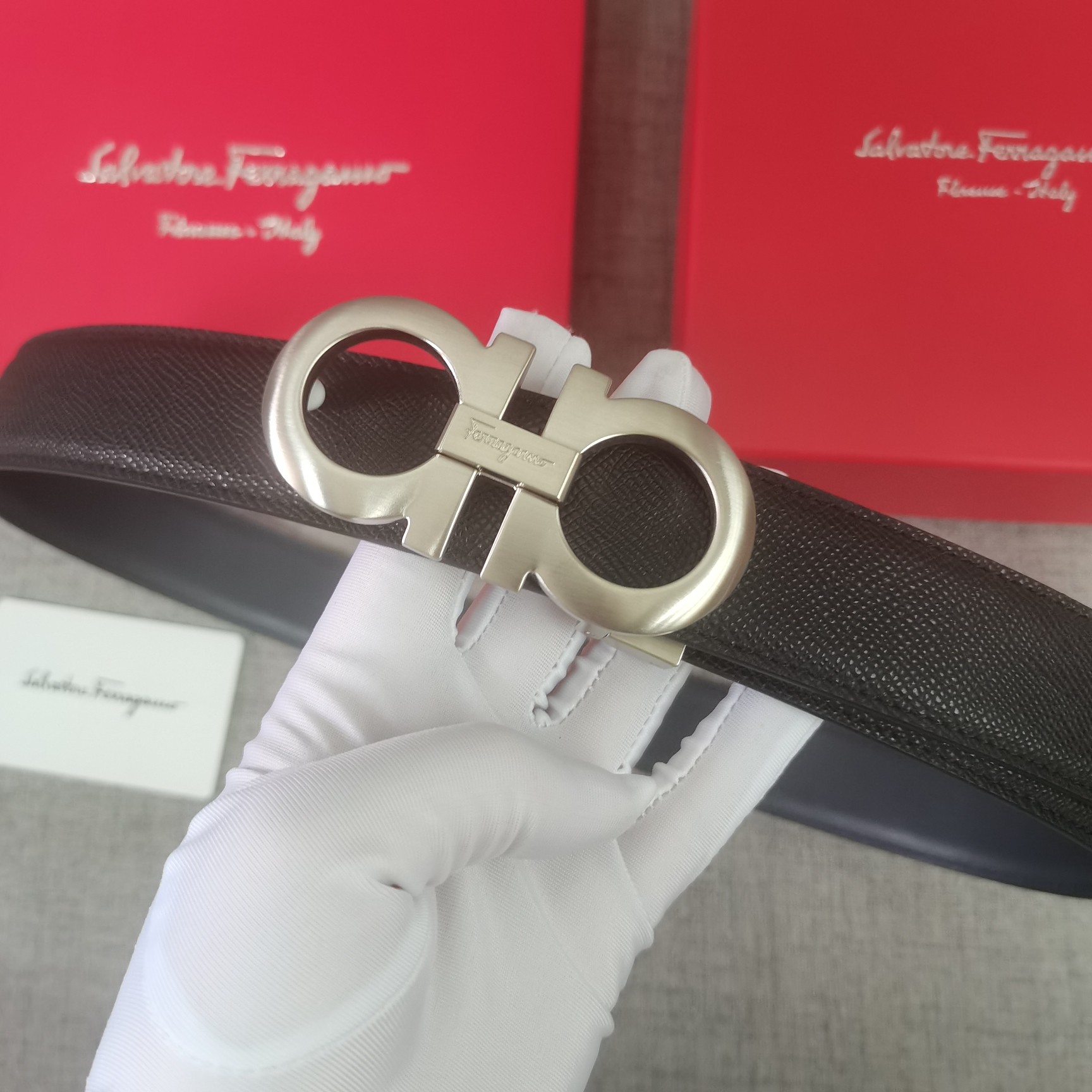 Salvatore Ferragamo Male Leather Belt Cow Leather M