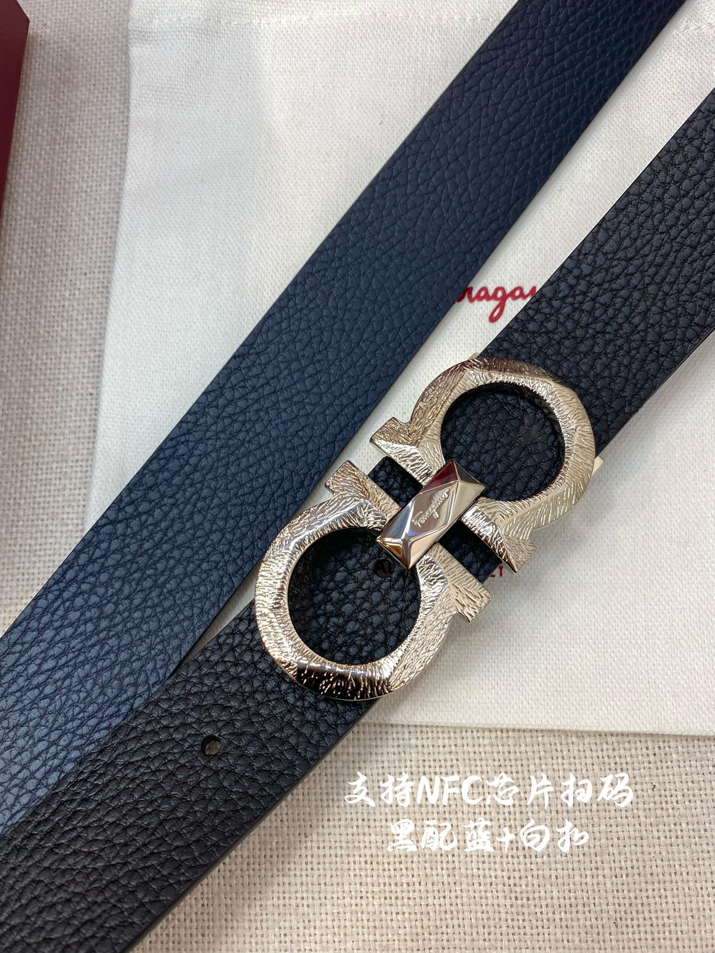 Salvatore Ferragamo Male Leather Belt Cow Leather M