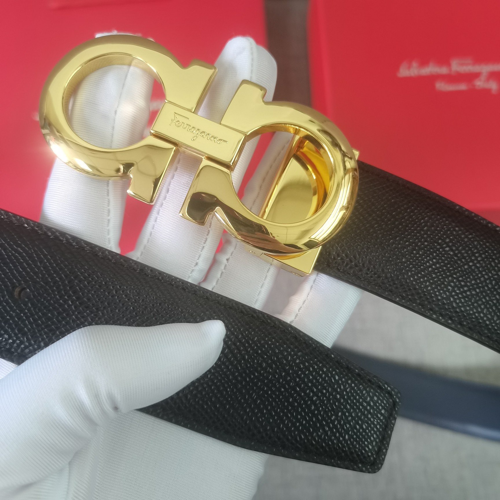 Salvatore Ferragamo Male Leather Belt Cow Leather M