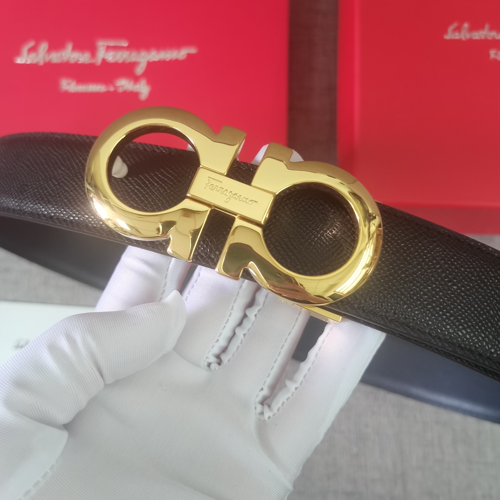 Salvatore Ferragamo Male Leather Belt Cow Leather M