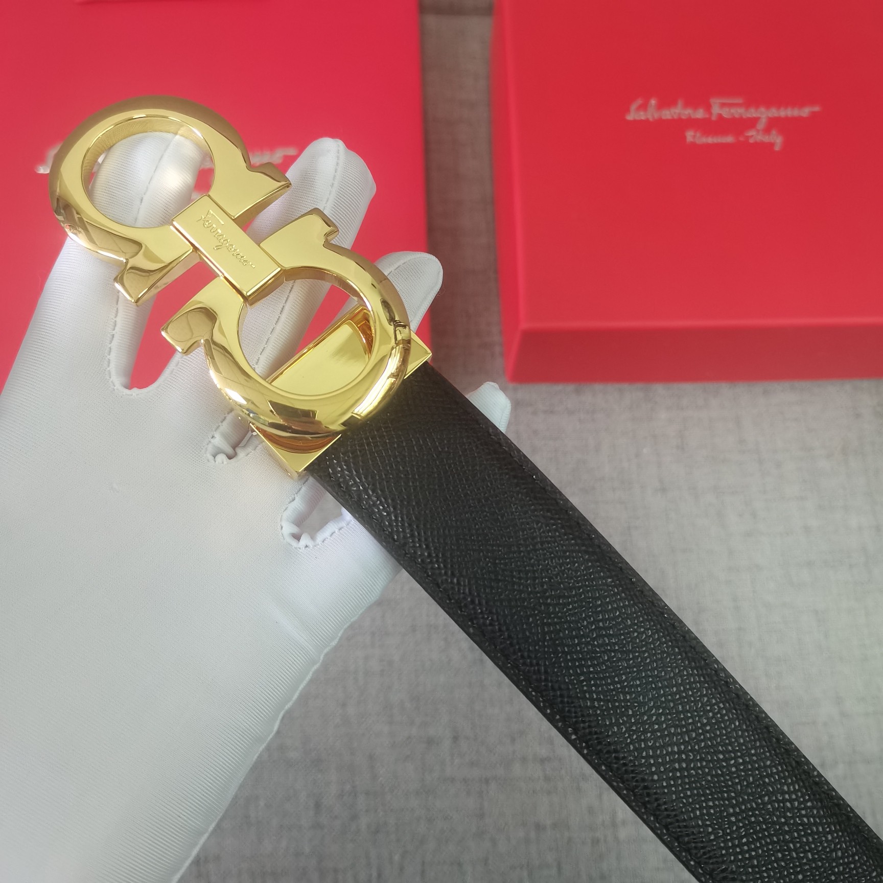 Salvatore Ferragamo Male Leather Belt Cow Leather M