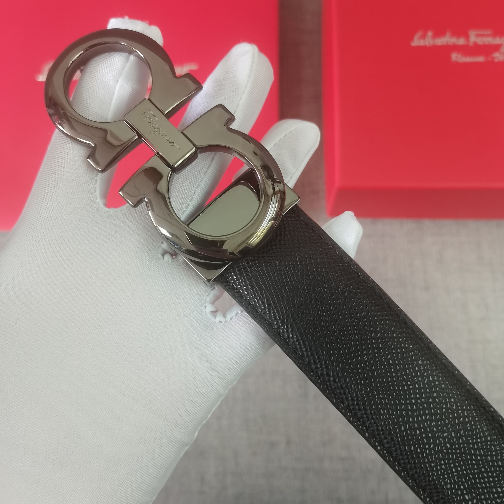 Salvatore Ferragamo Male Leather Belt Cow Leather M