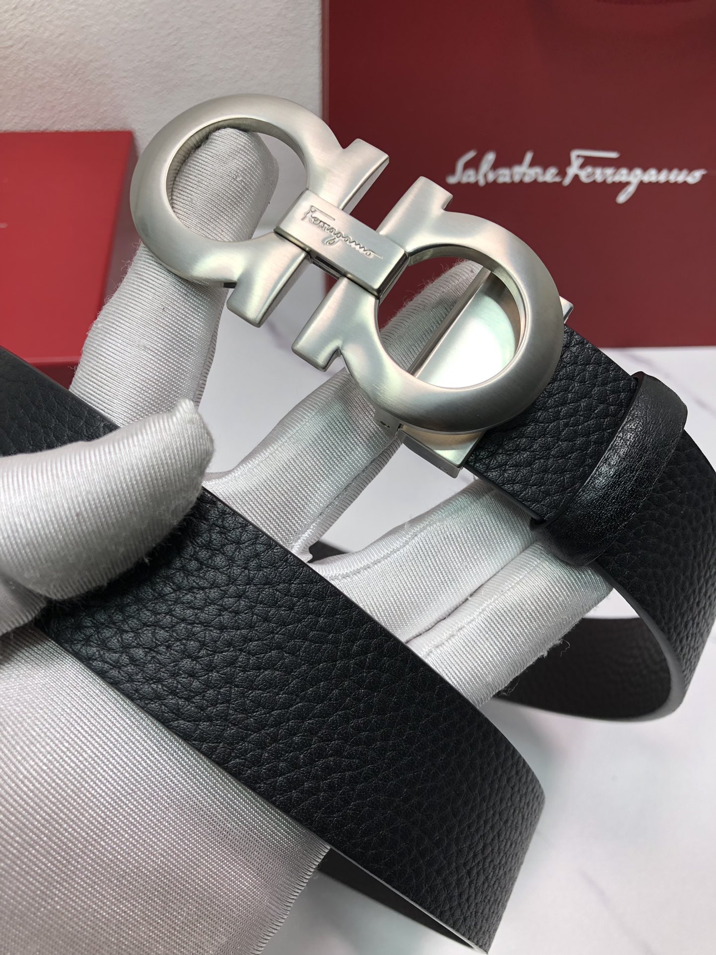 Salvatore Ferragamo Male Leather Belt Cow Leather M