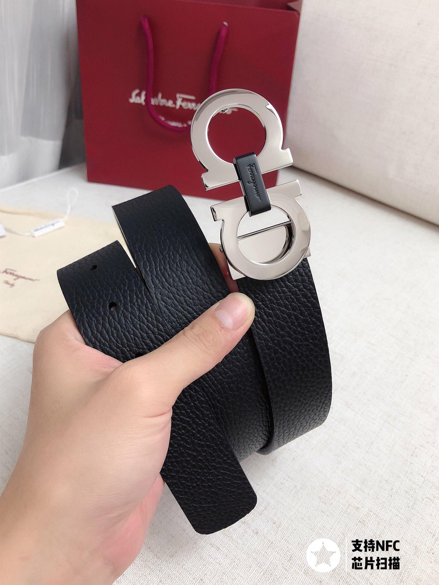 Salvatore Ferragamo Male Leather Belt 35mm