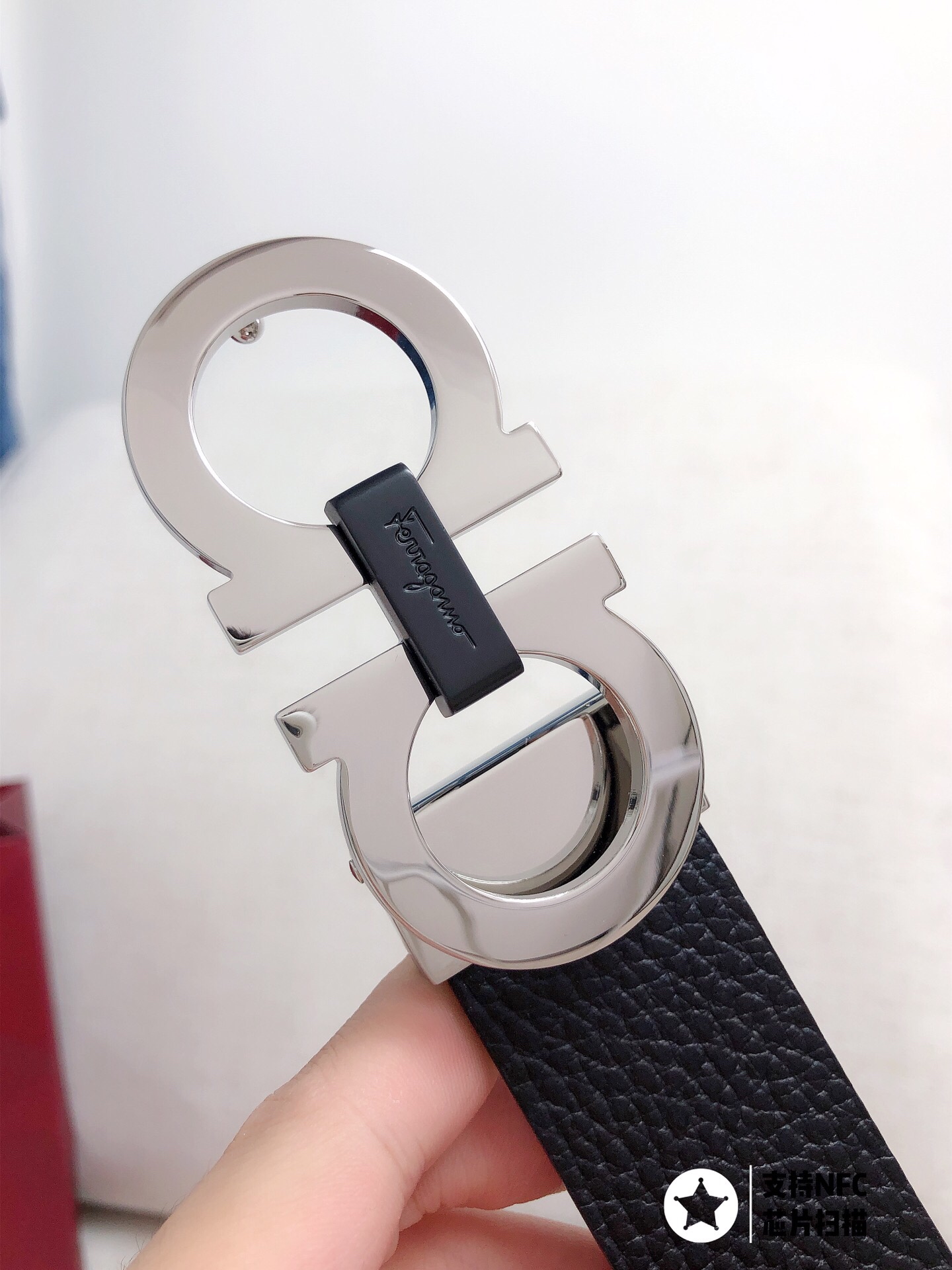 Salvatore Ferragamo Male Leather Belt 35mm