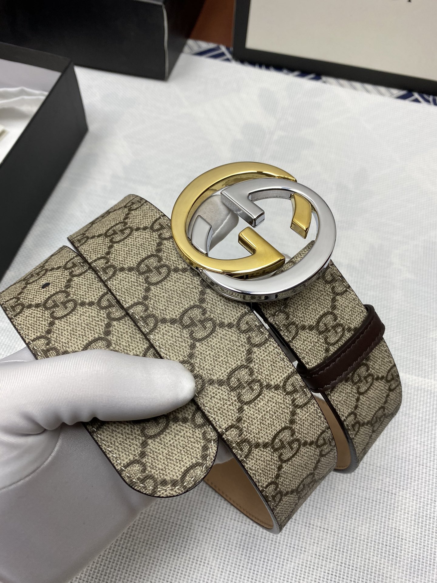 Gucci Male Leather Belt Top Grain Leather M