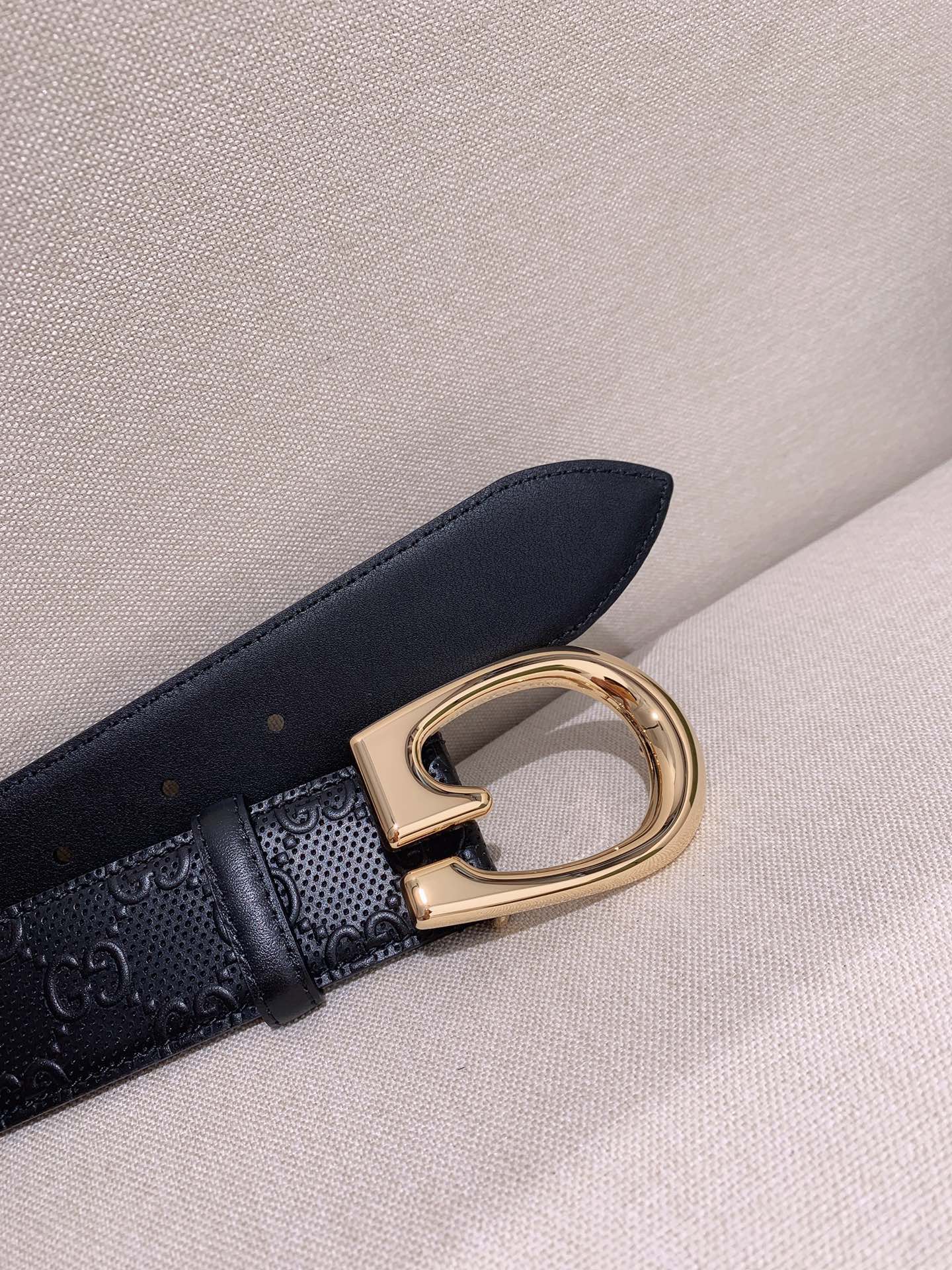 Gucci Male Basic Belt Cow Leather