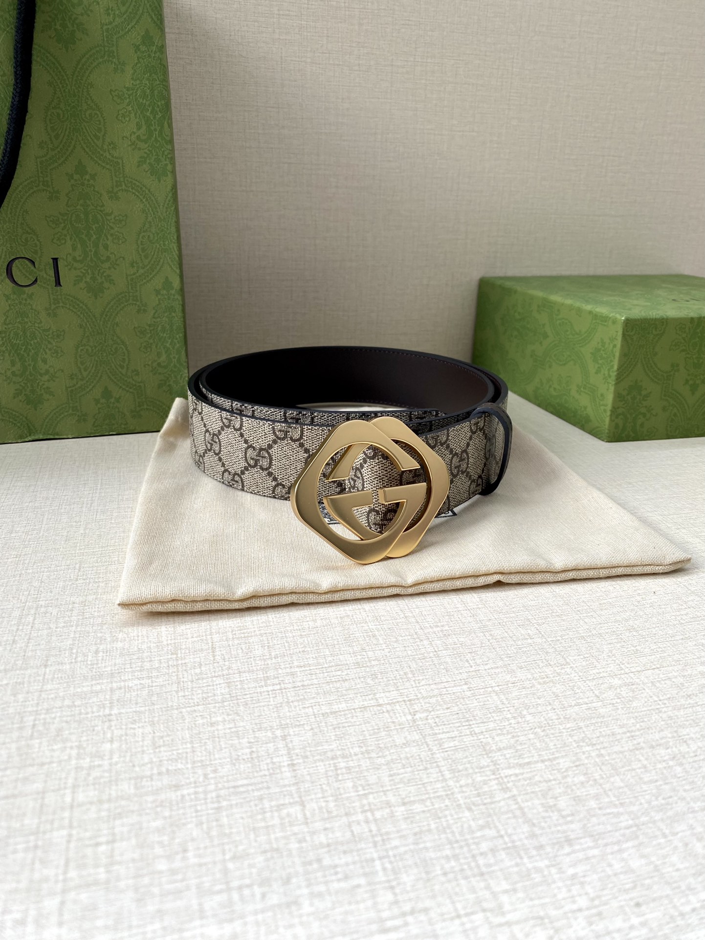 Gucci Male Basic Belt Cow Leather S-m