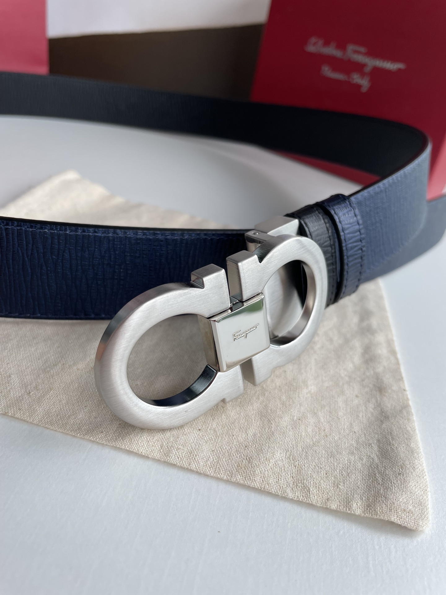 Salvatore Ferragamo Male Leather Belt Top Grain Leather M