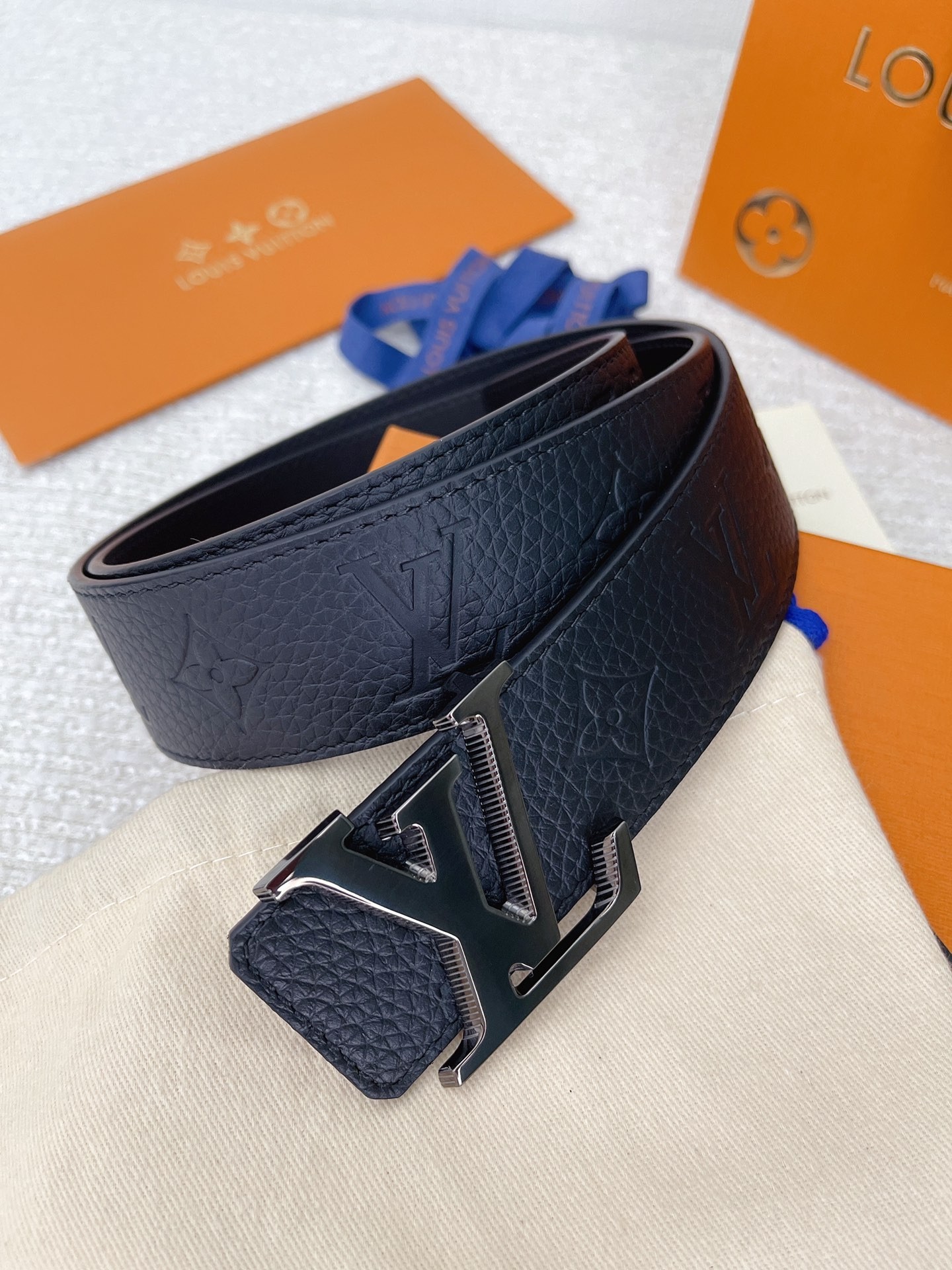 Louis Vuitton Basic Belt Cow Leather M