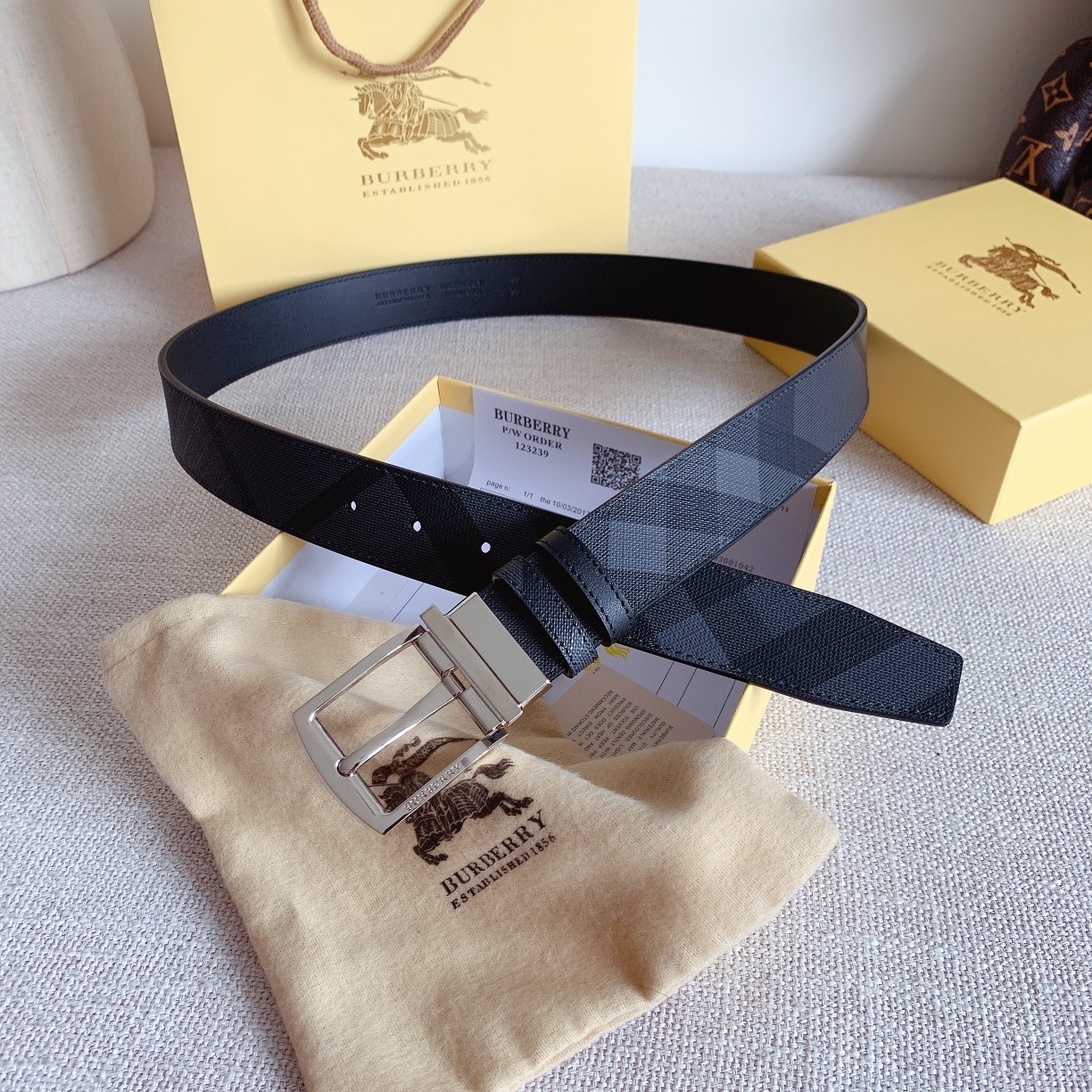 Burberry Basic Belt Cow Leather 34mm