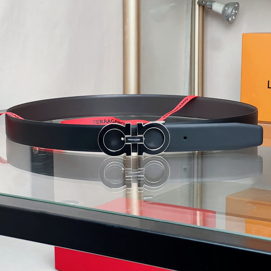 Salvatore Ferragamo Leather Belt Cow Leather Adjustable M