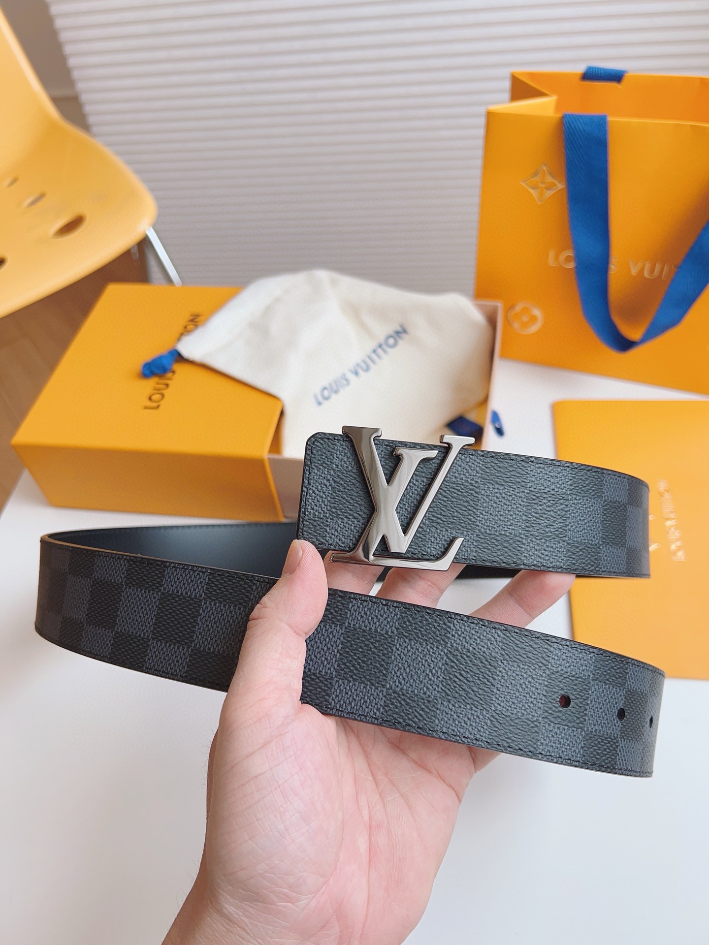 Louis Vuitton Male Basic Belt M-l