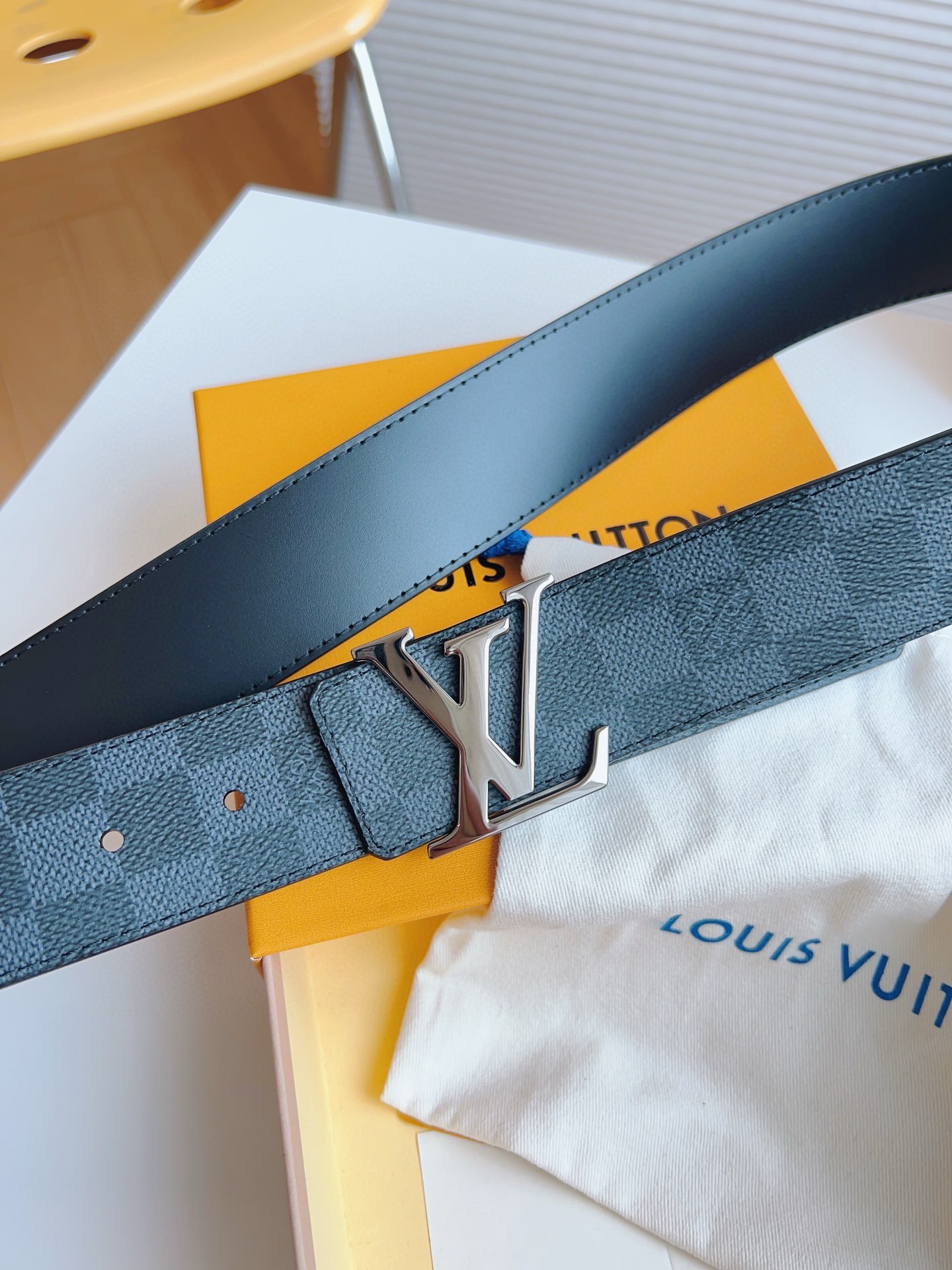 Louis Vuitton Male Basic Belt M-l