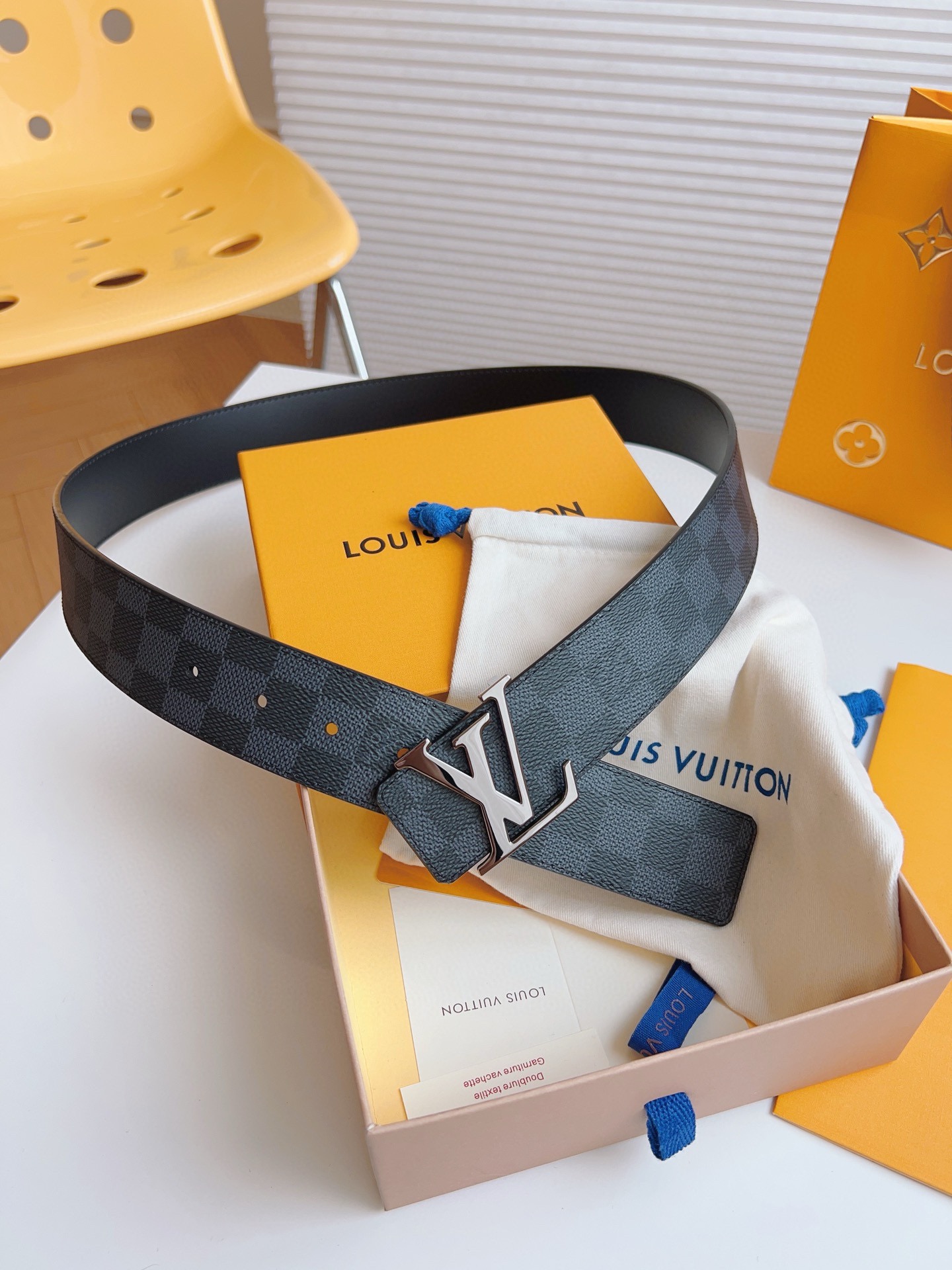 Louis Vuitton Male Basic Belt M-l