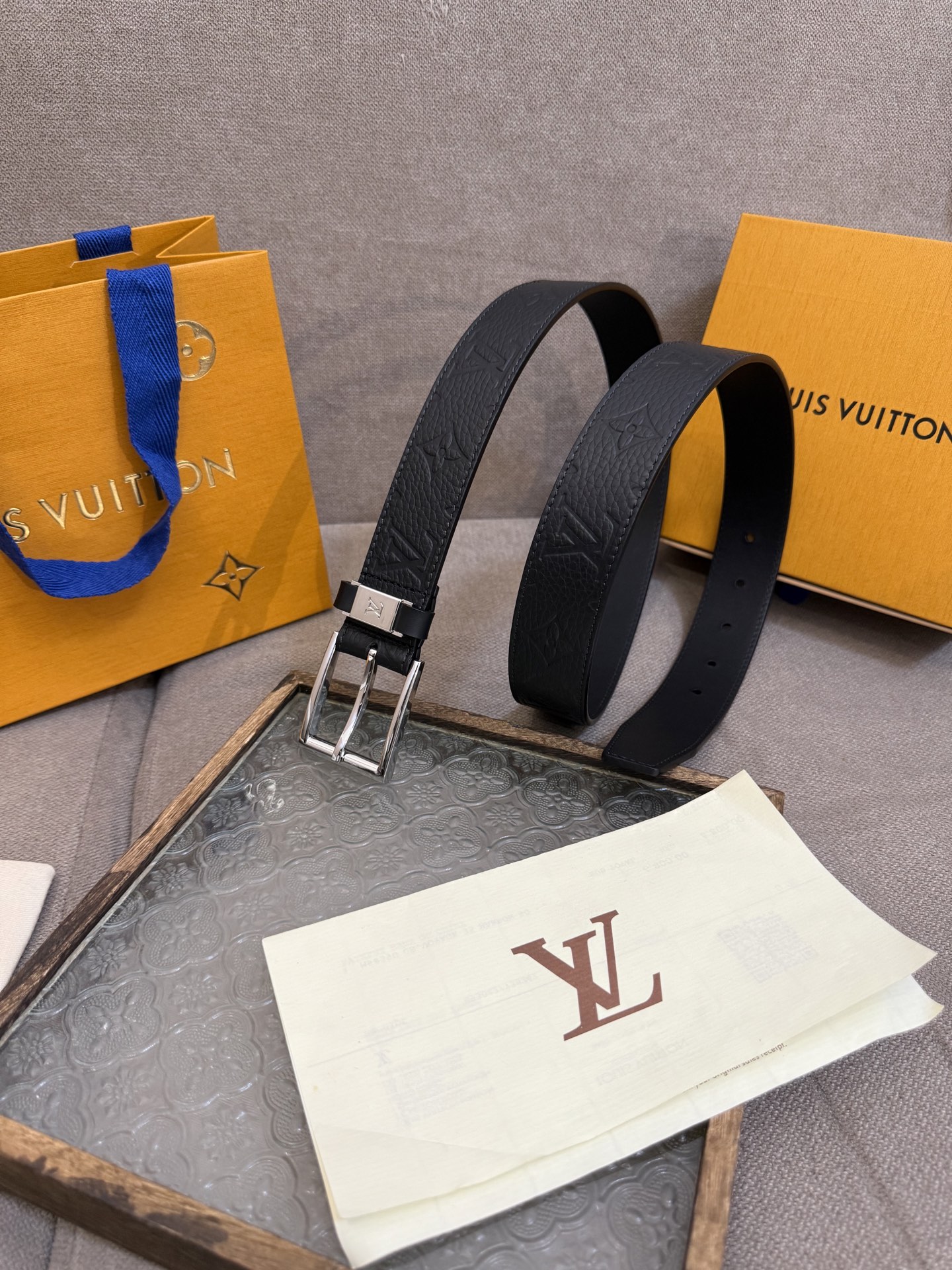 Louis Vuitton Leather Belt Top Grain Leather M-l