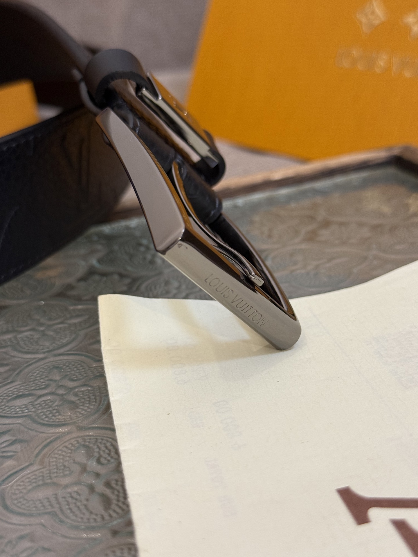 Louis Vuitton Leather Belt Top Grain Leather M-l