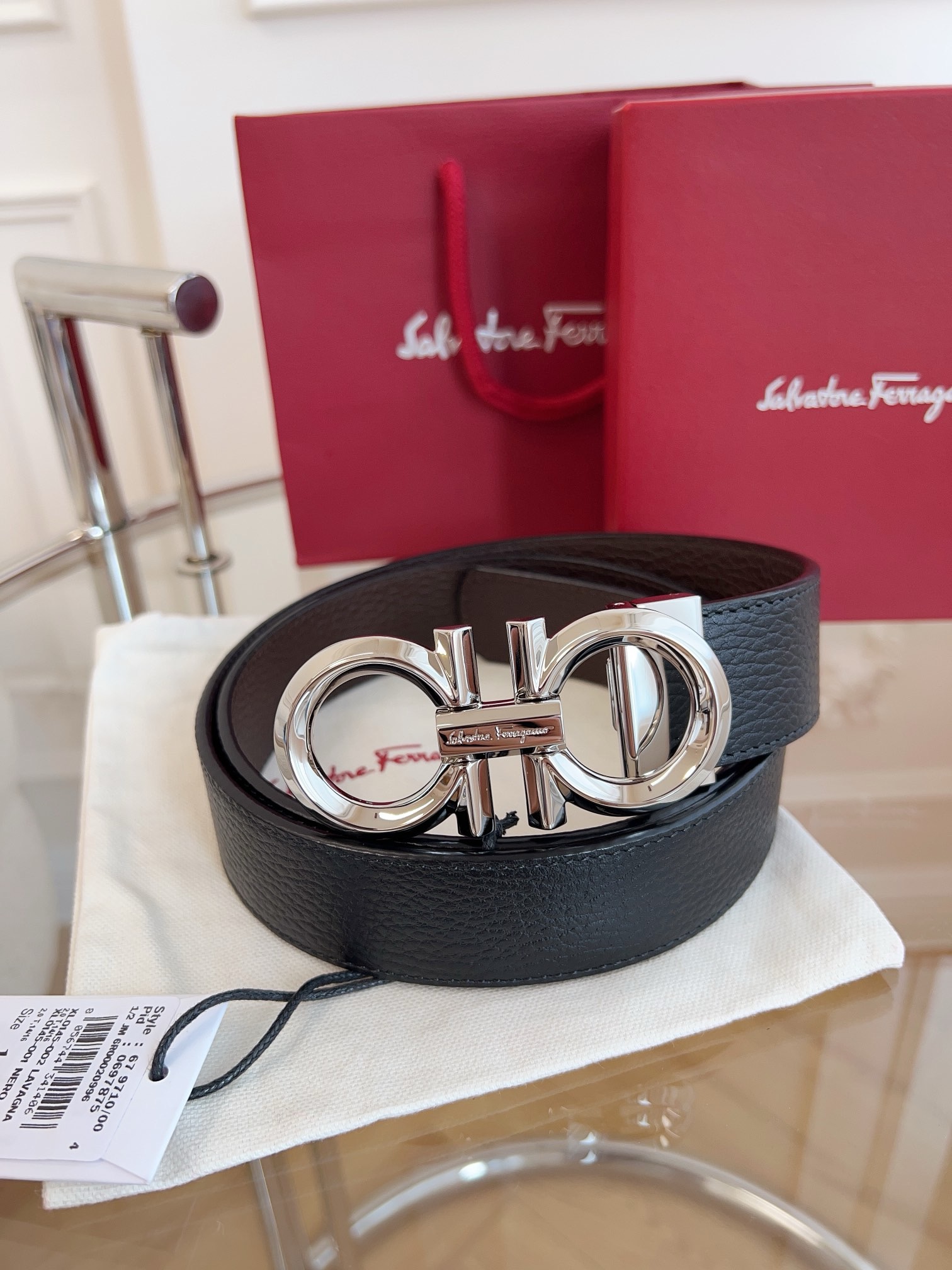 Salvatore Ferragamo Leather Belt M