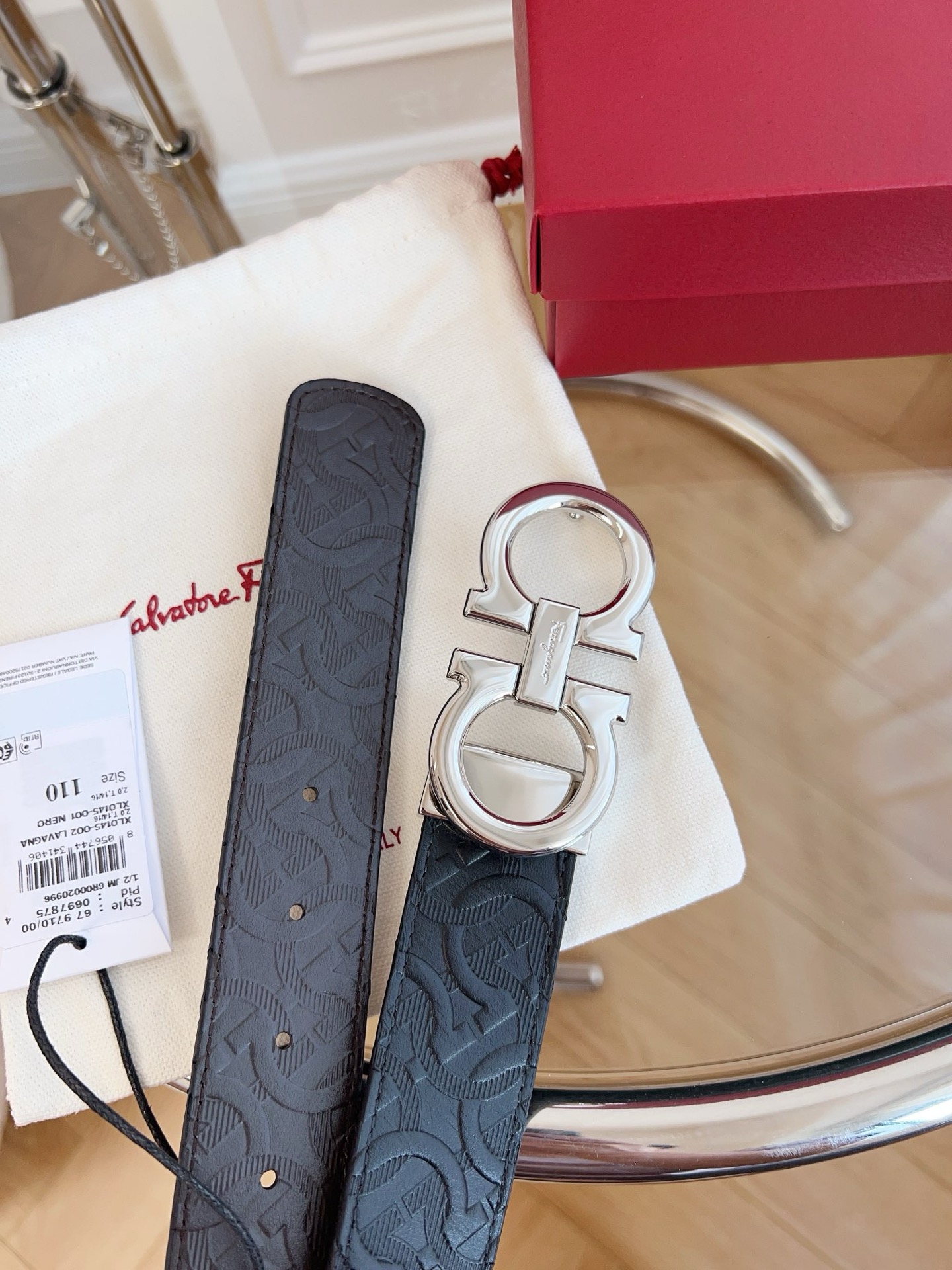 Salvatore Ferragamo Leather Belt M