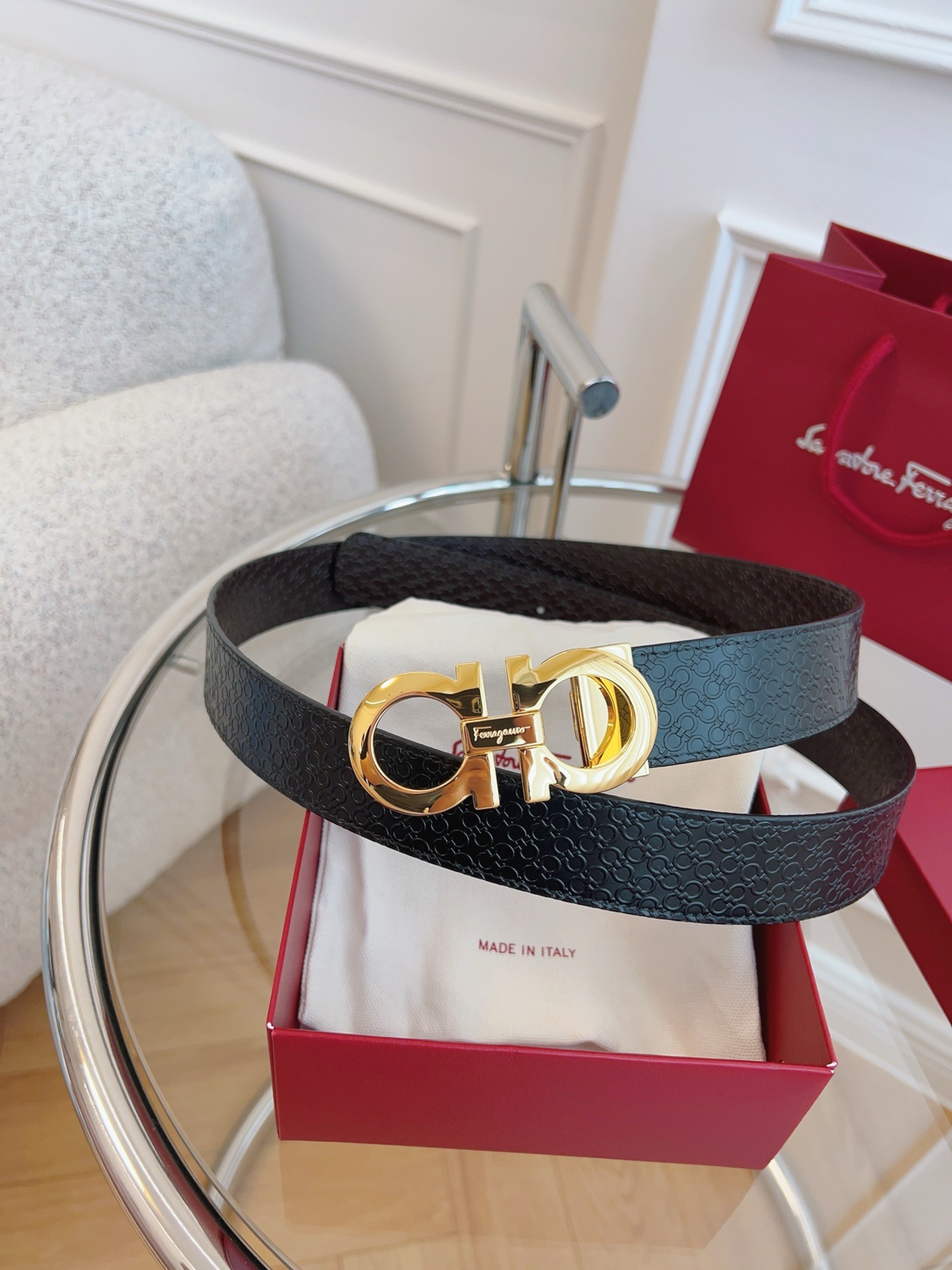 Salvatore Ferragamo Leather Belt M