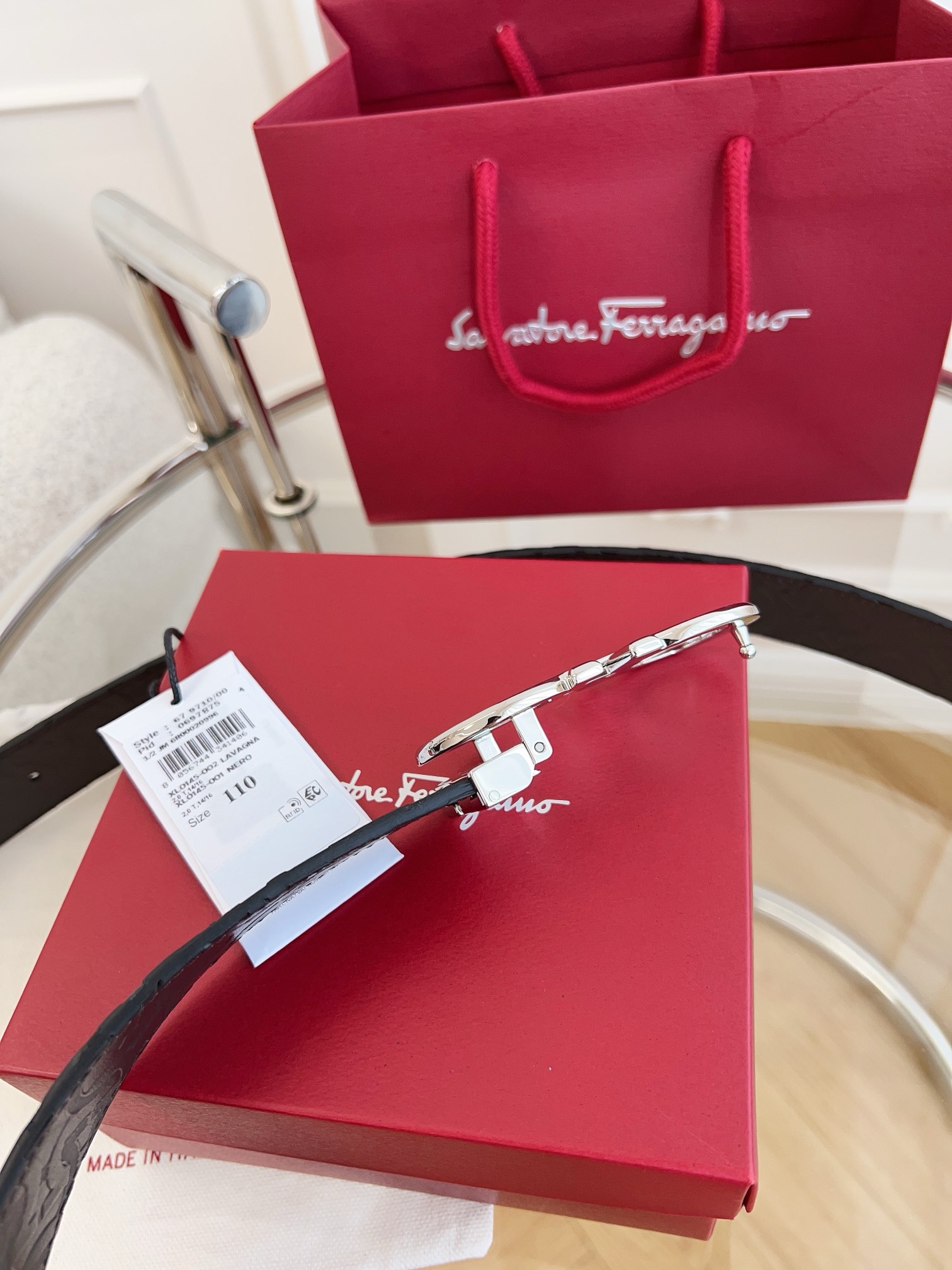 Salvatore Ferragamo Leather Belt M