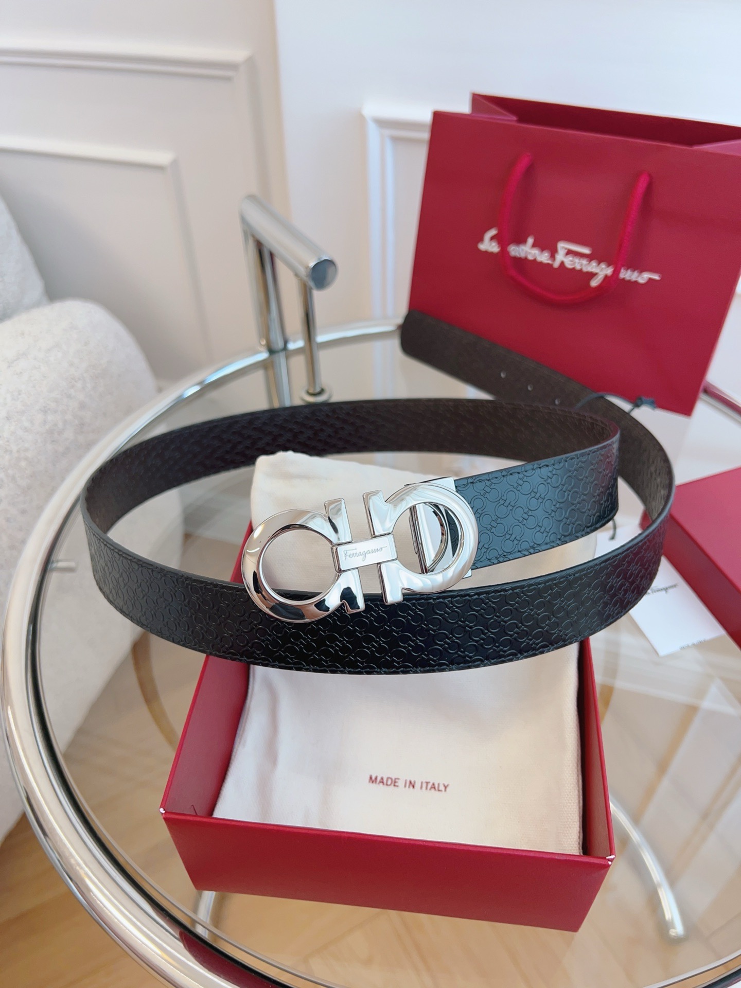 Salvatore Ferragamo Leather Belt M