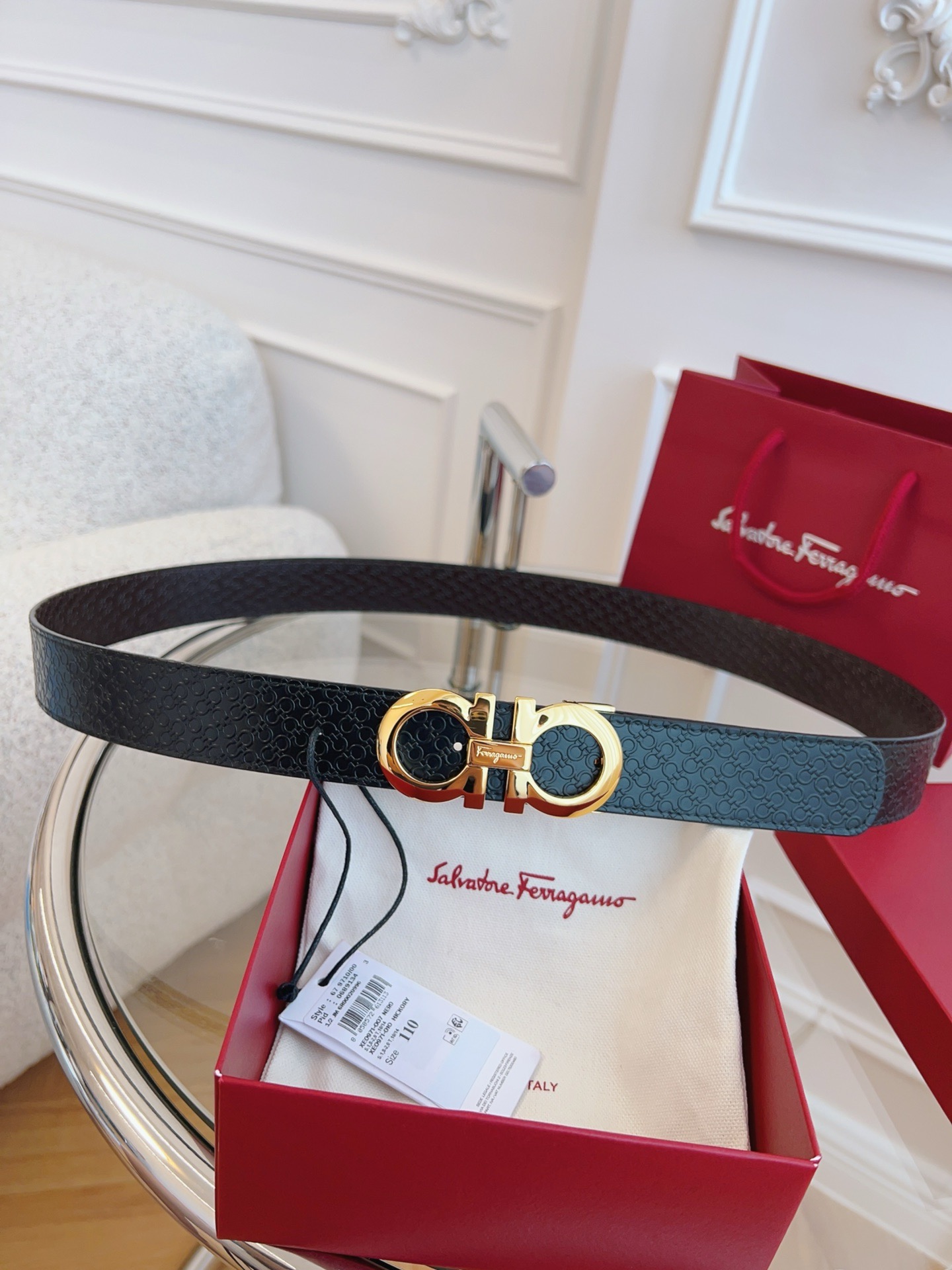 Salvatore Ferragamo Leather Belt M