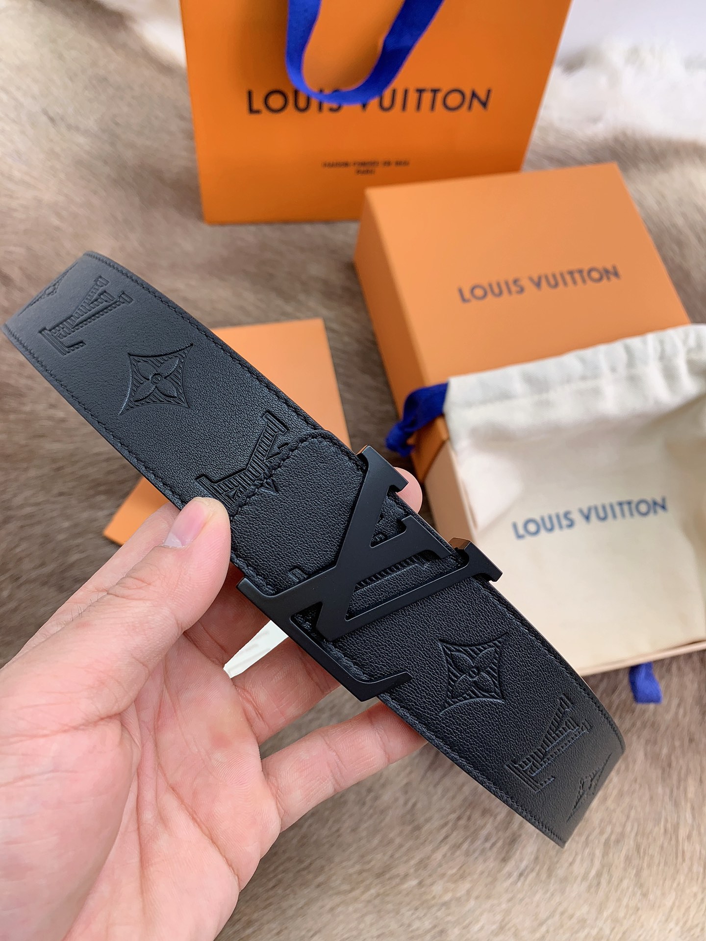 Louis Vuitton Male Leather Belt Top Grain Leather 40mm-l