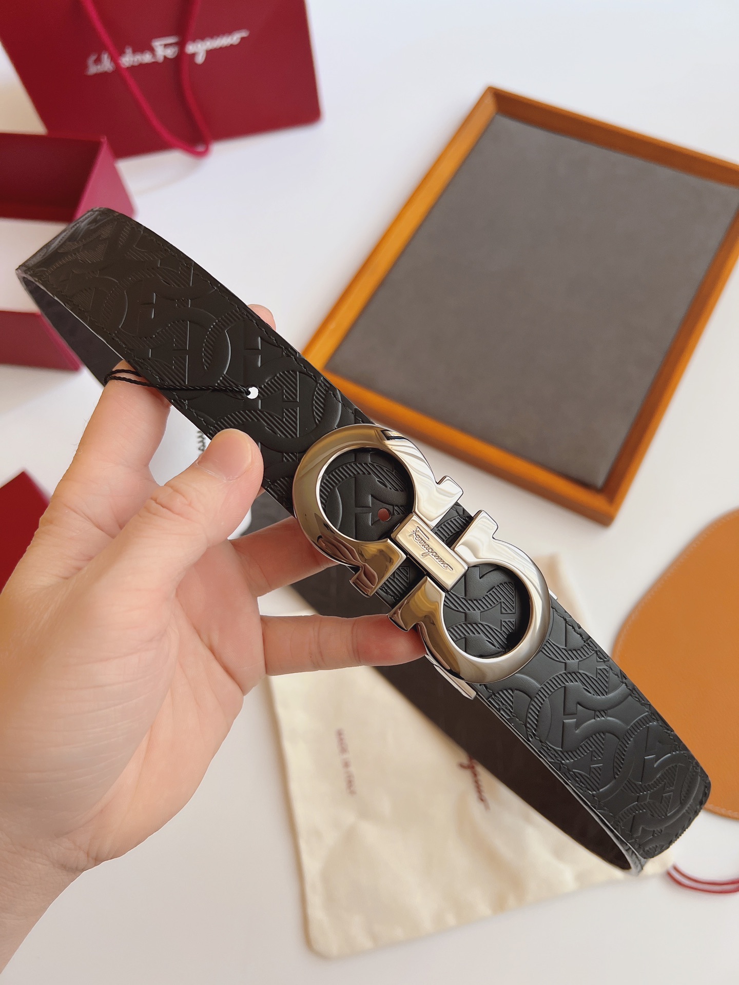 Salvatore Ferragamo Male Leather Belt Top Grain Leather M