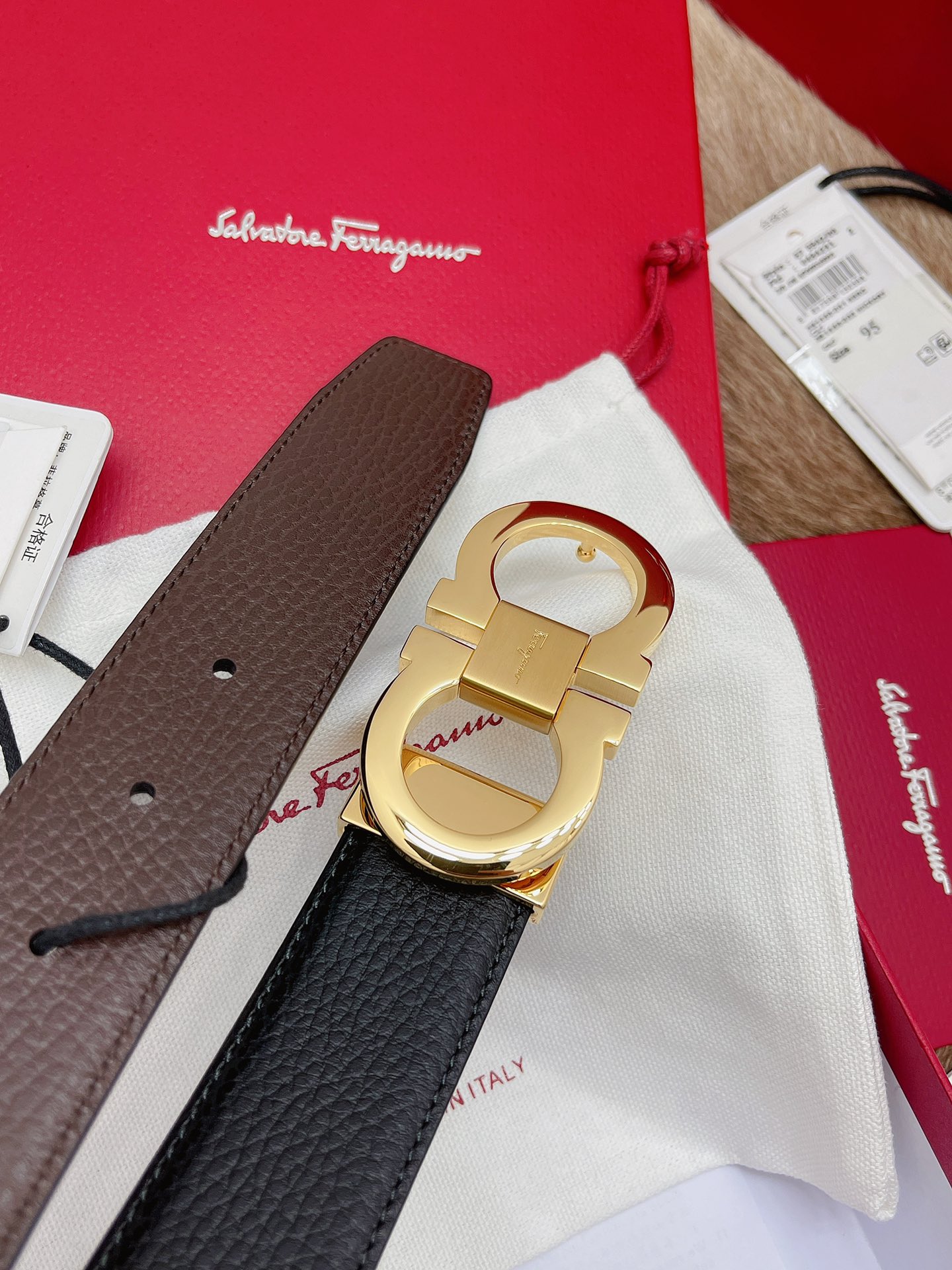 Salvatore Ferragamo Male Leather Belt M