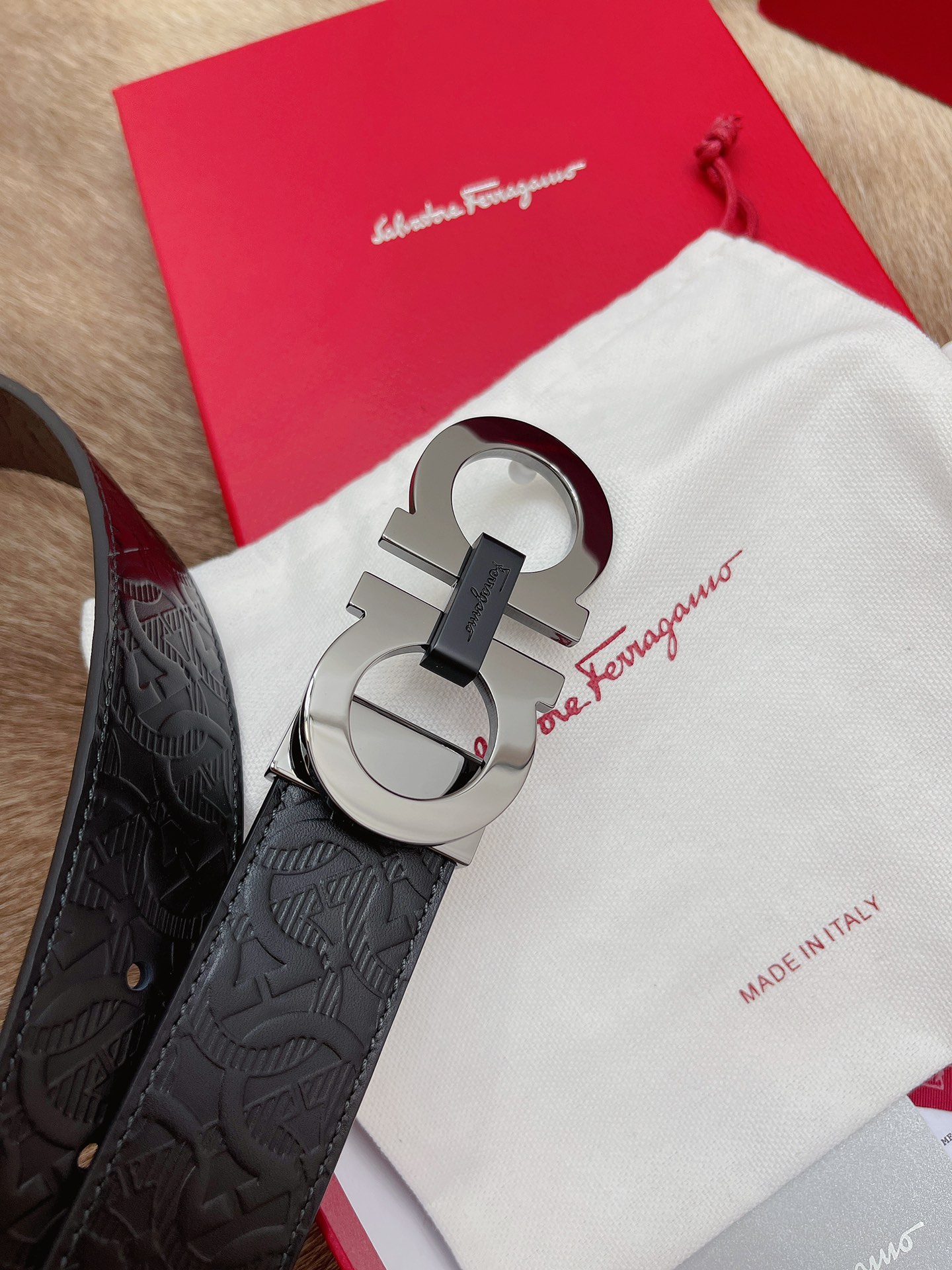 Salvatore Ferragamo Male Leather Belt M