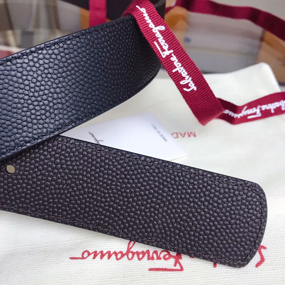 Salvatore Ferragamo Male Leather Belt M