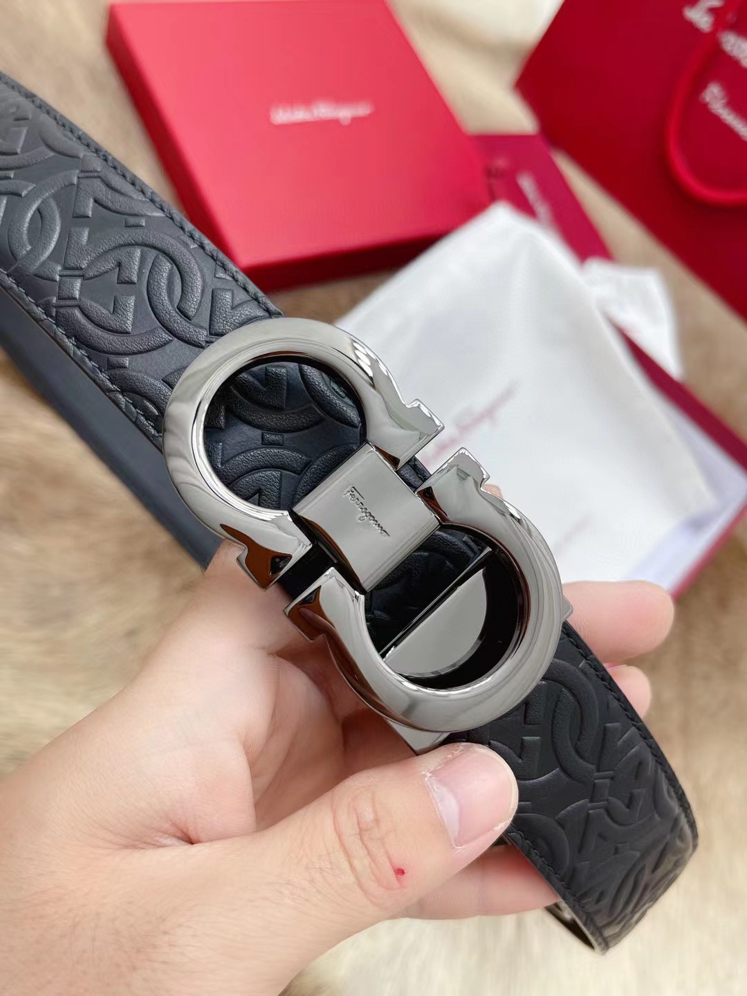 Salvatore Ferragamo Male Leather Belt M