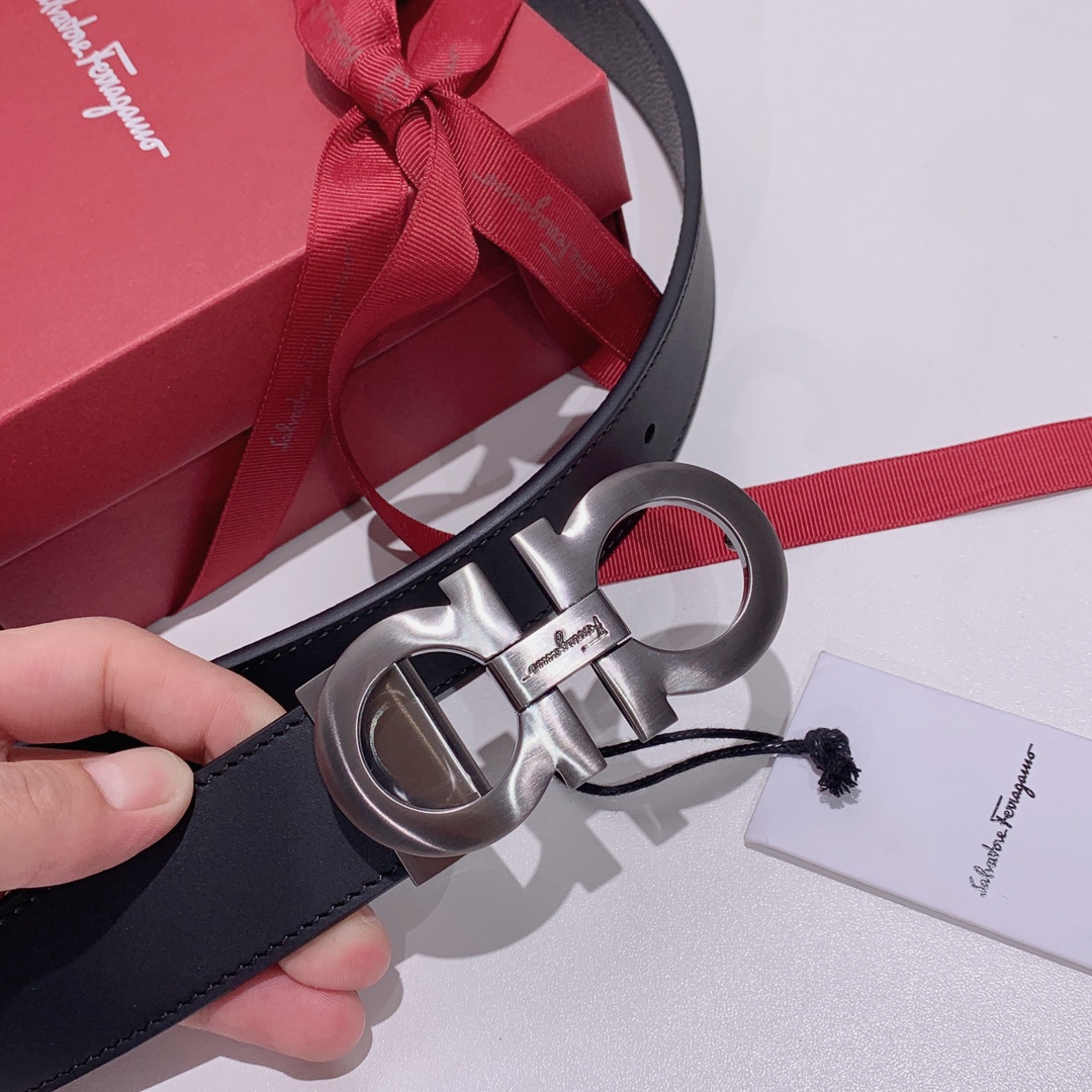 Salvatore Ferragamo Male Leather Belt M