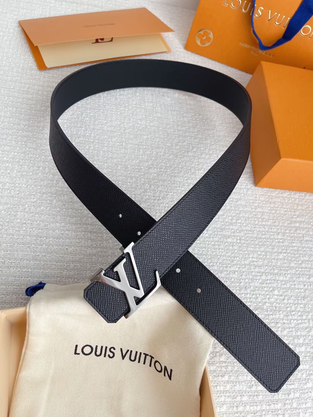 Louis Vuitton Male Basic Belt Cow Leather S-l