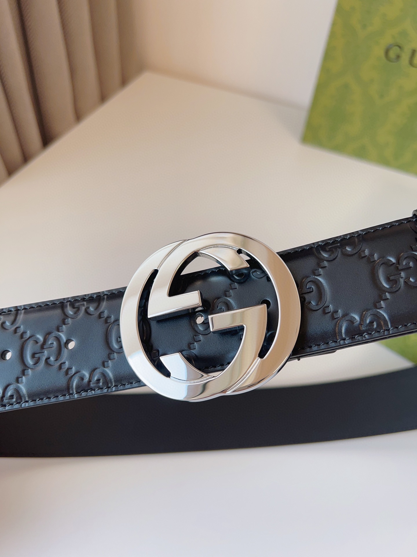 Gucci Leather Belt S-m