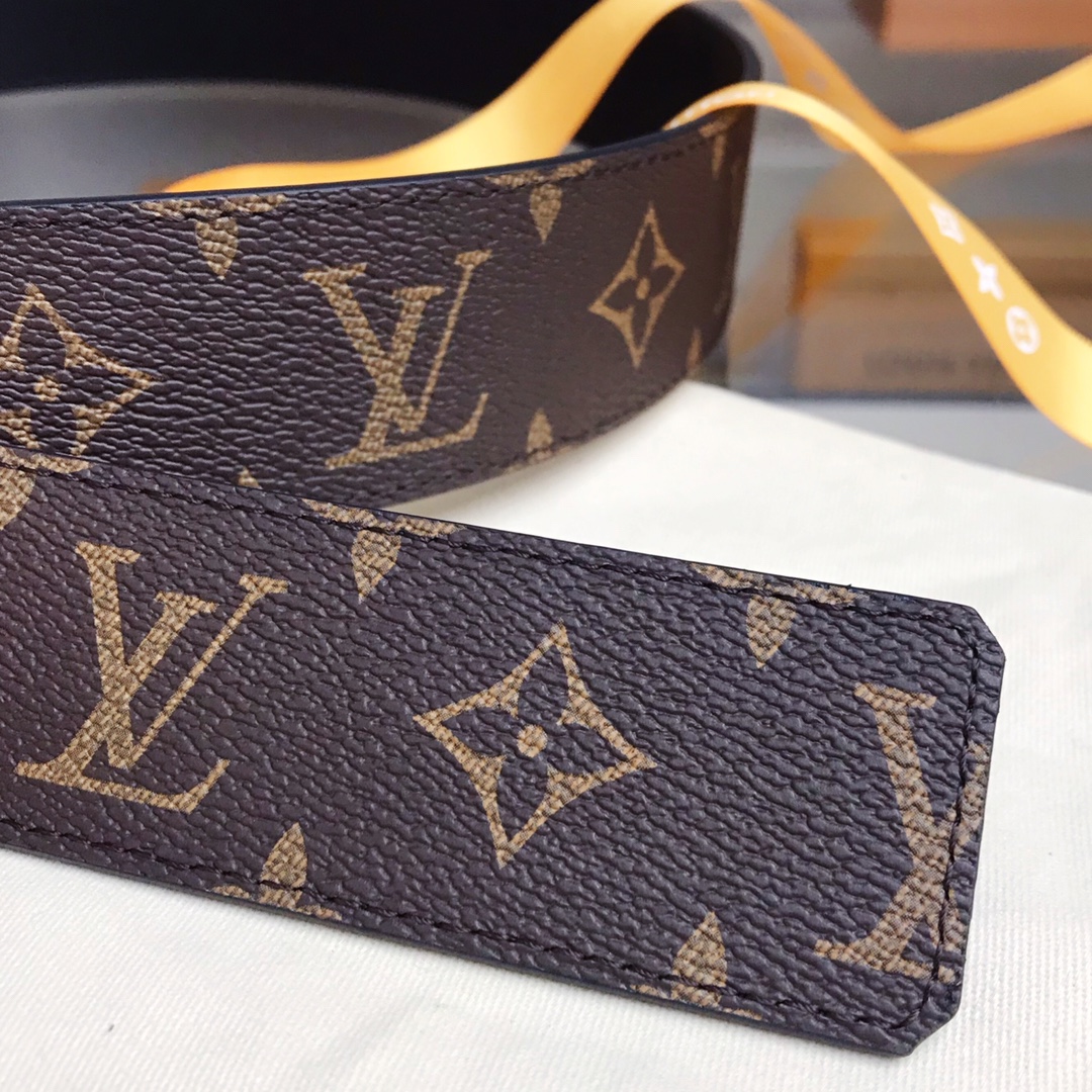 Louis Vuitton Male Leather Belt Cow Leather Black 40mm-s-m-l