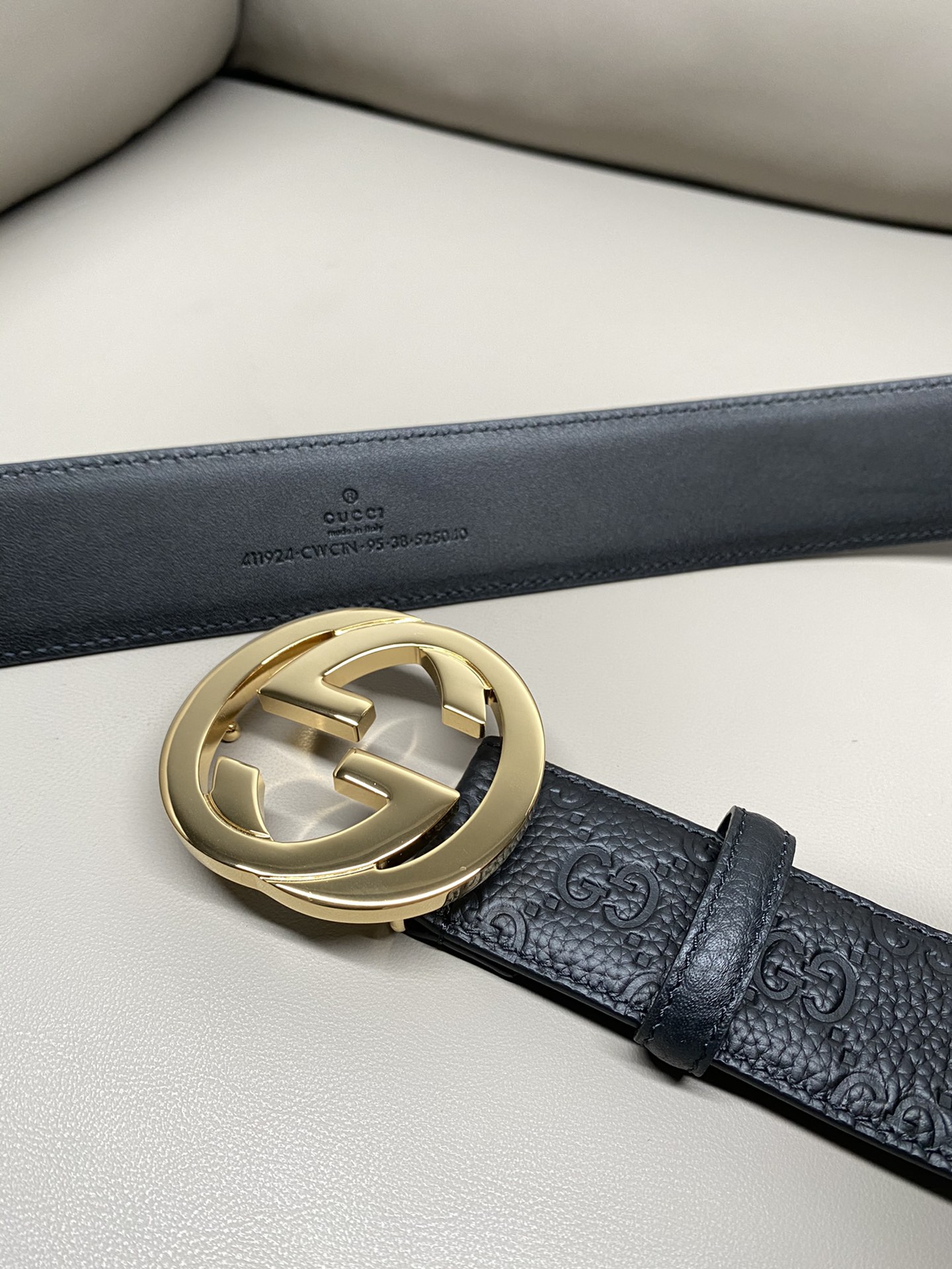 Gucci Basic Belt Cow Leather
