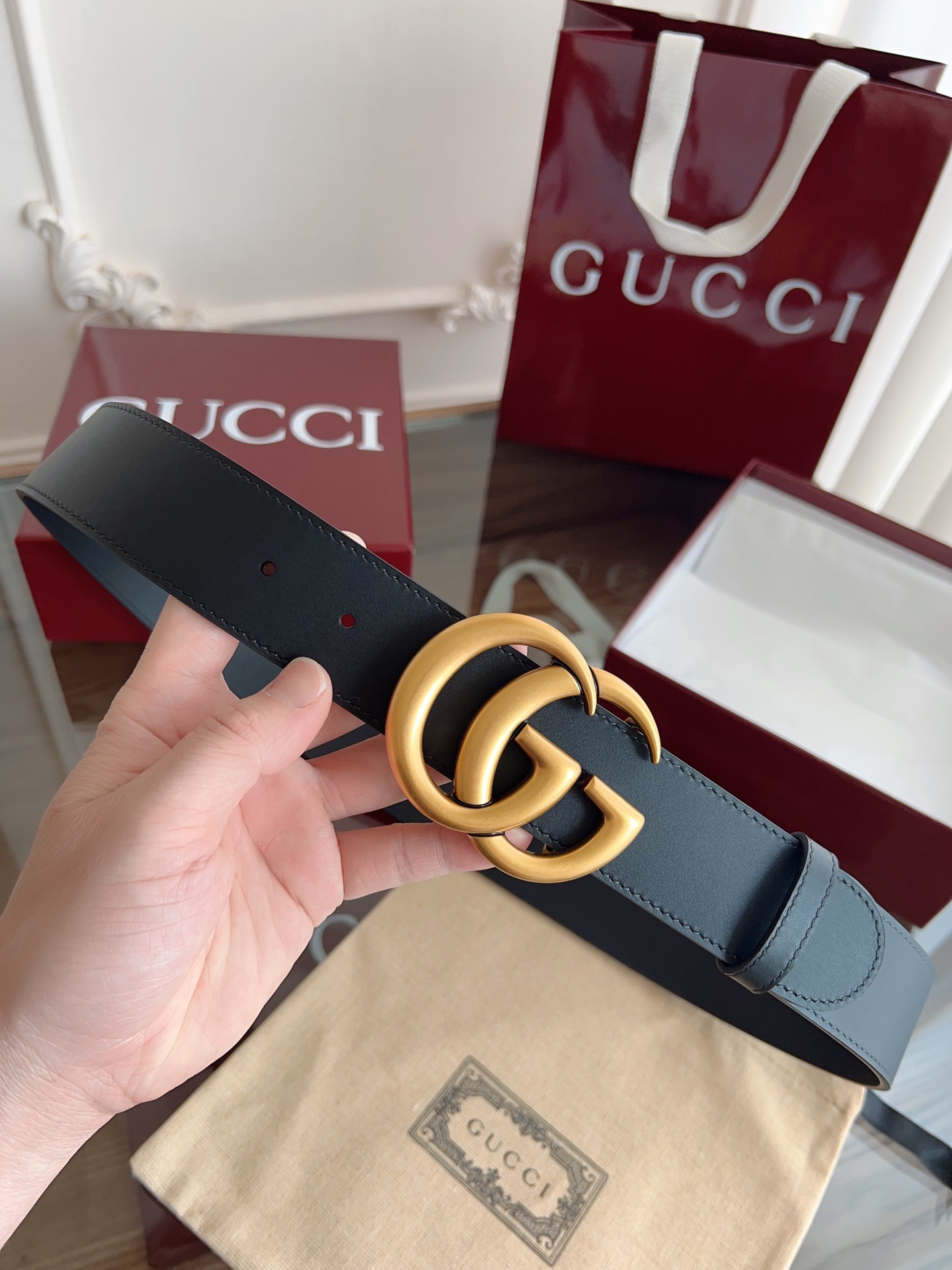 Gucci Basic Belt Cow Leather M-l