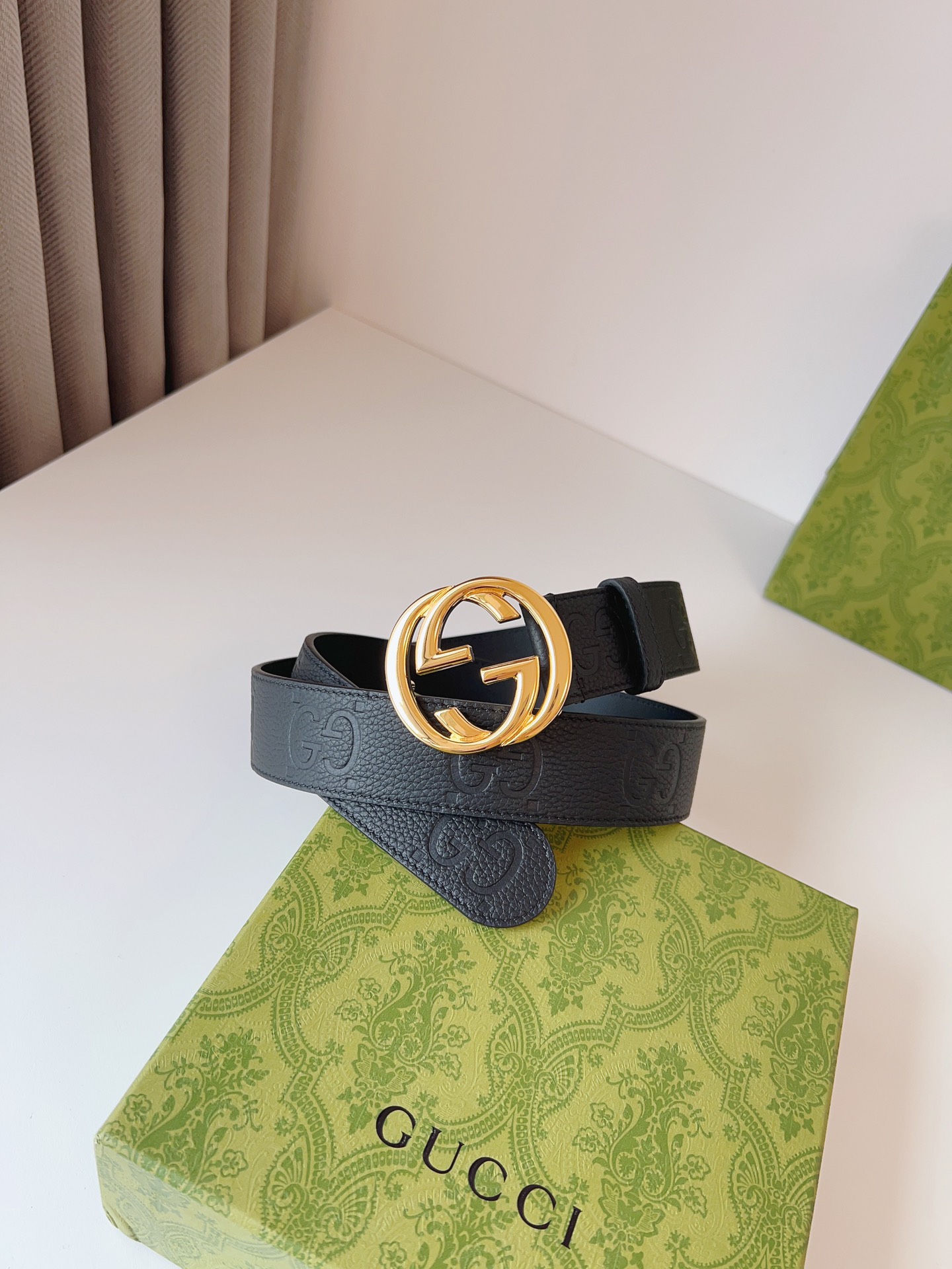 Gucci Leather Belt M