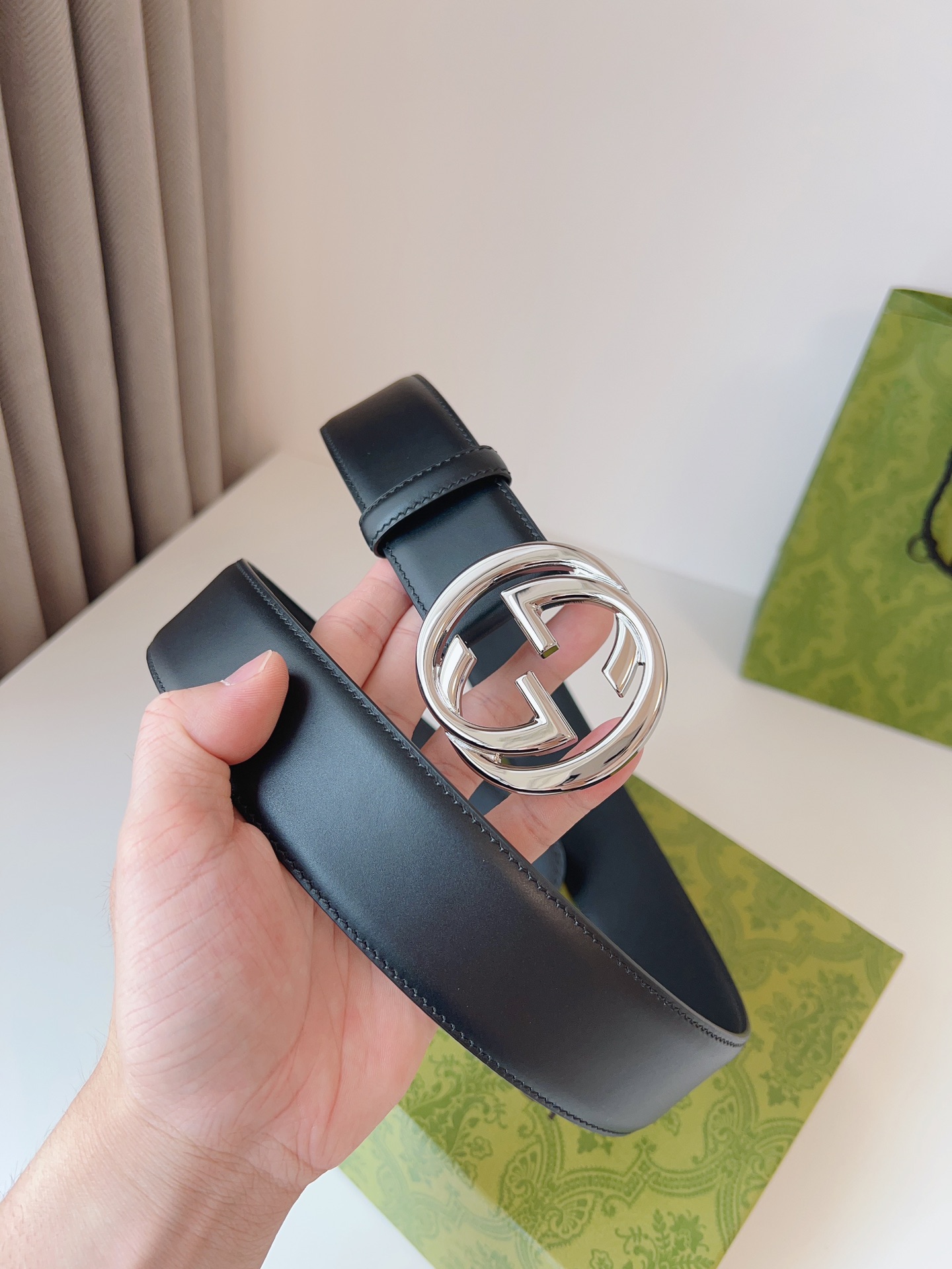 Gucci Leather Belt M