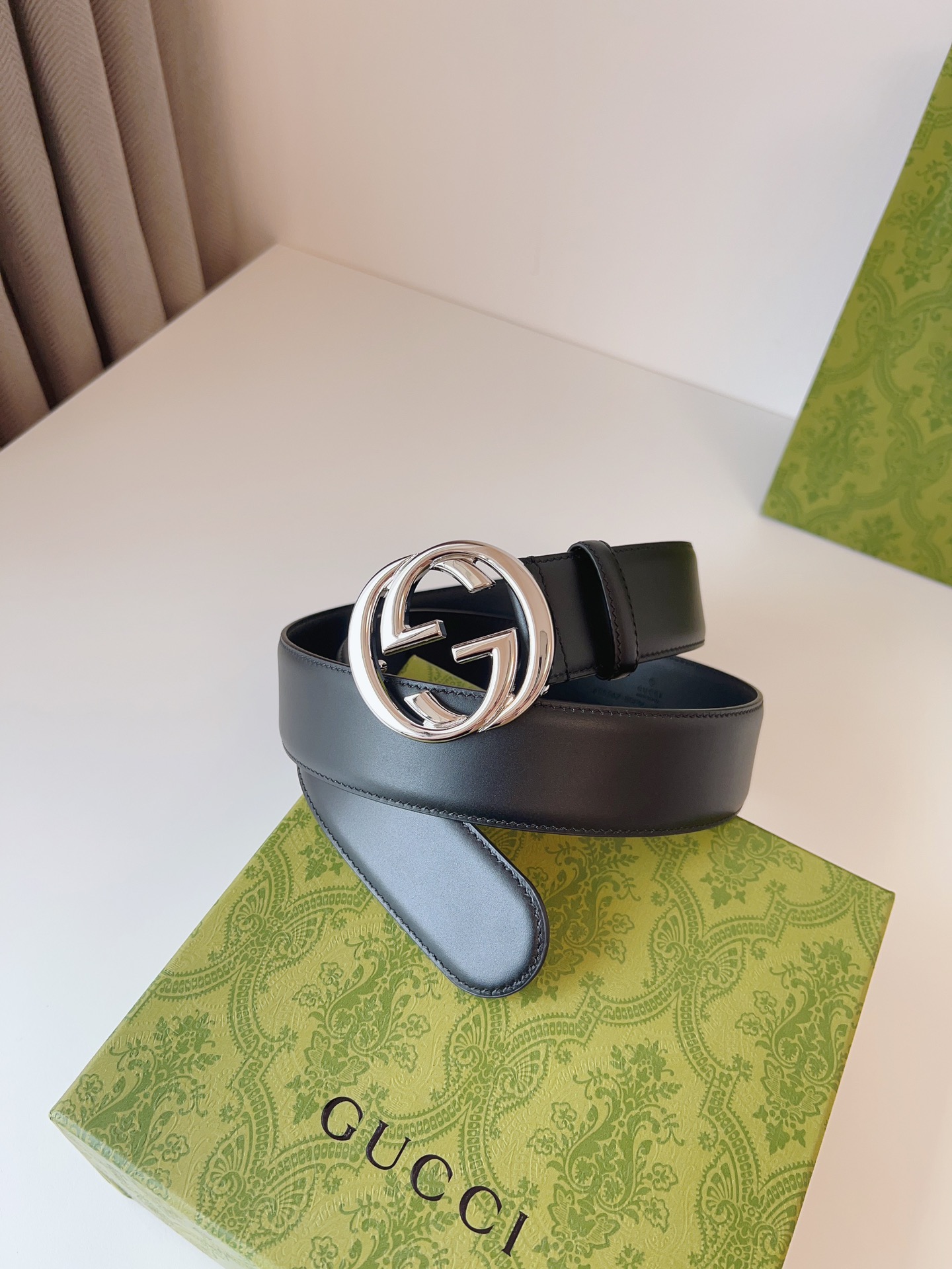 Gucci Leather Belt M