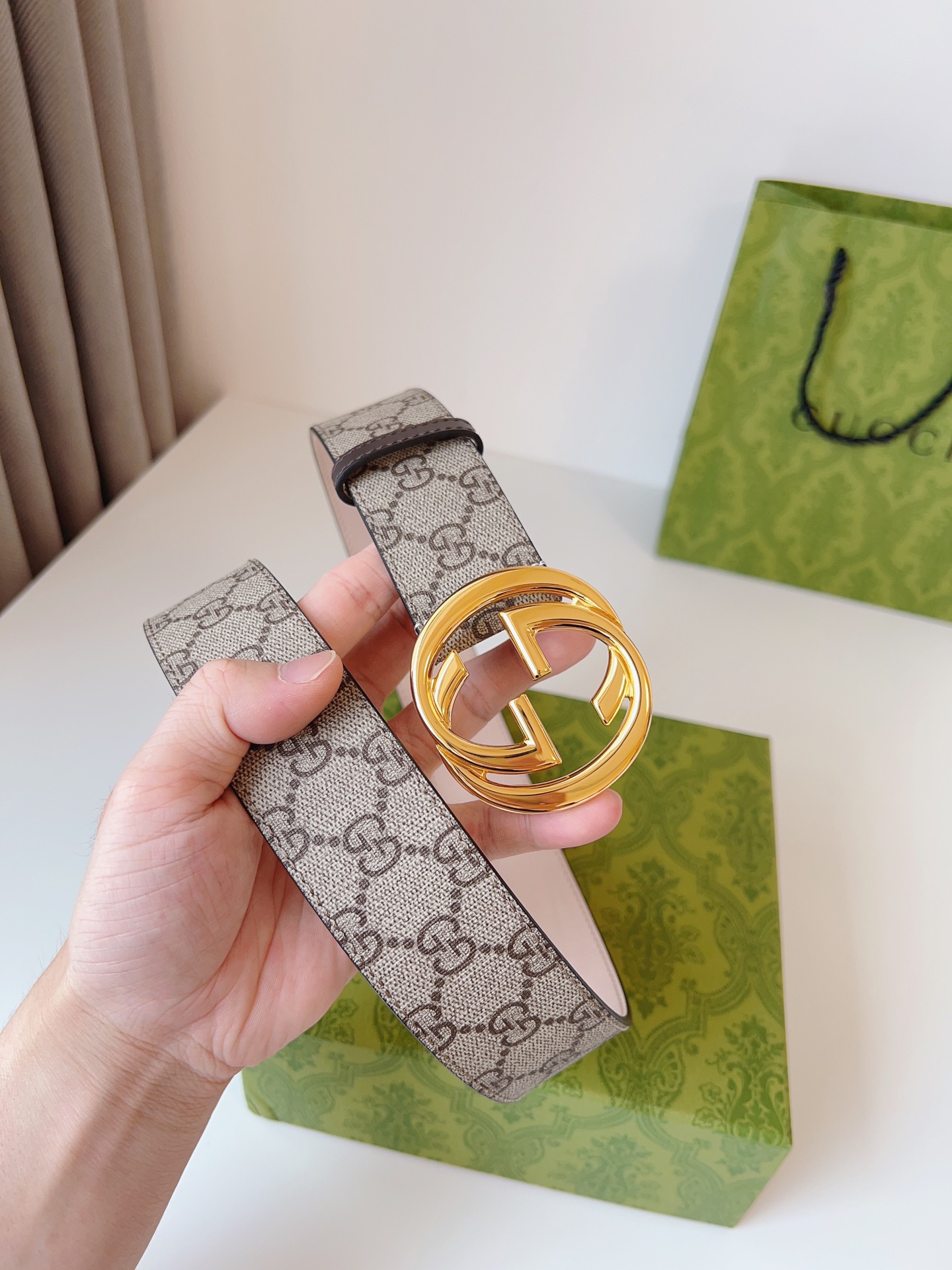 Gucci Leather Belt M